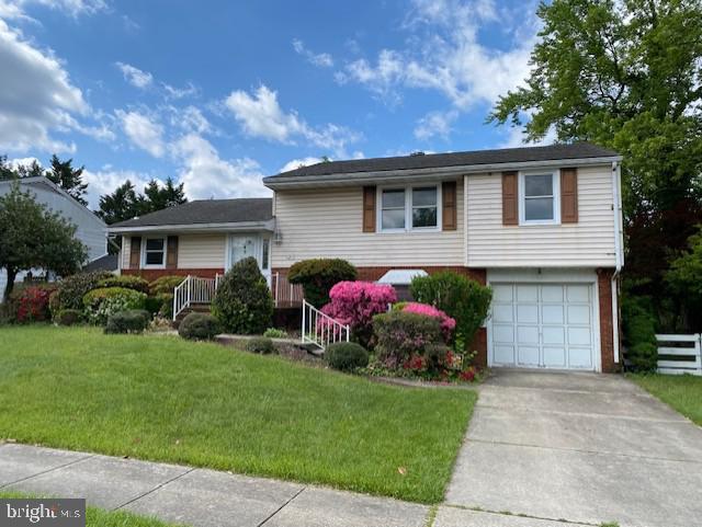 ORCHARD HILLS - Residential