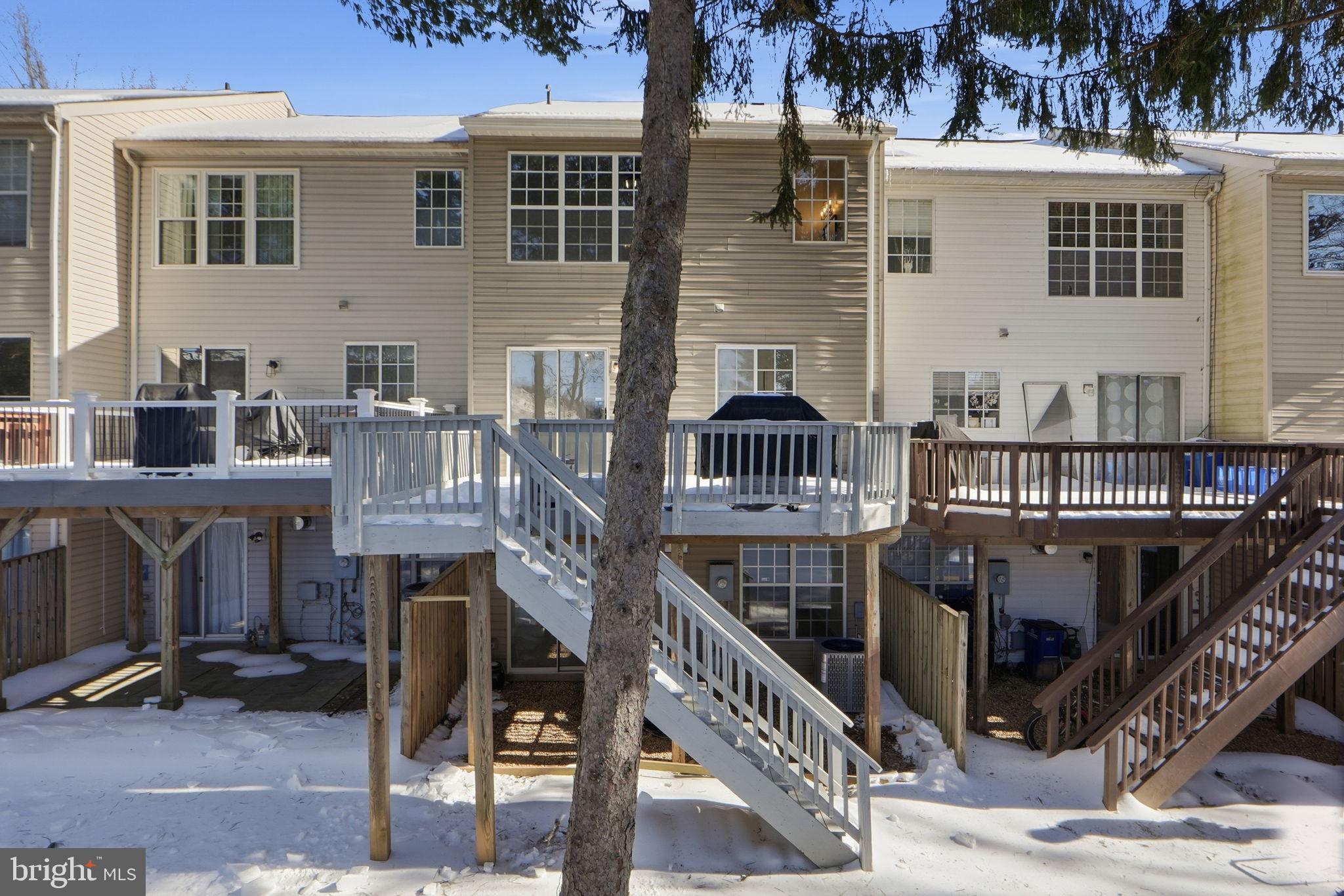 VILLAGE OF CLOPPERS MILL - Residential