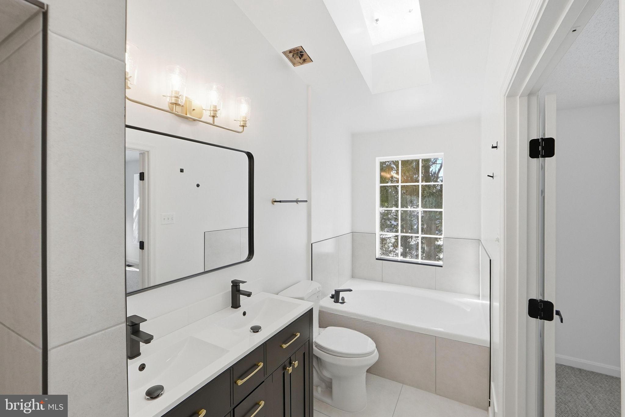 VILLAGE OF CLOPPERS MILL - Residential