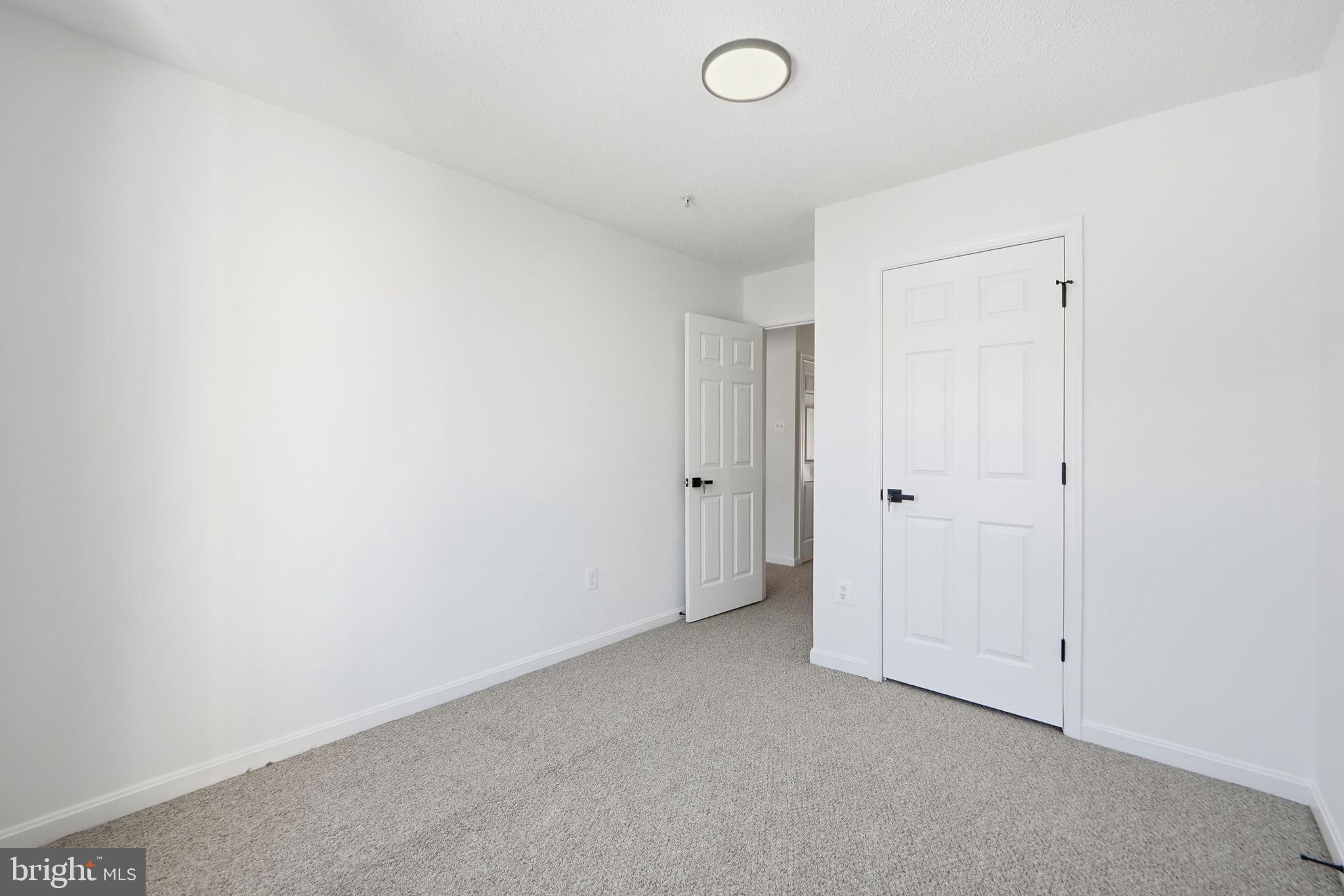 VILLAGE OF CLOPPERS MILL - Residential