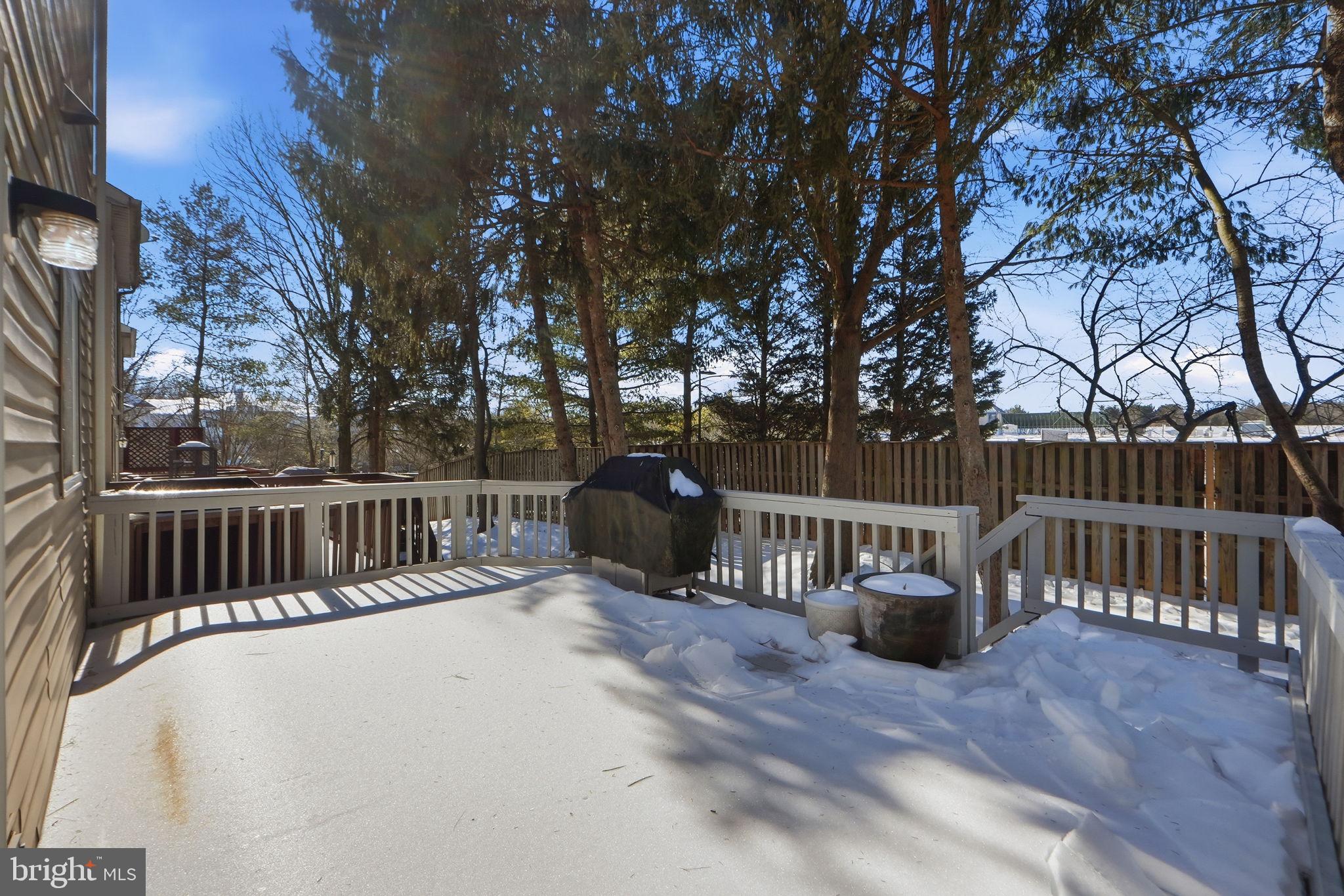 VILLAGE OF CLOPPERS MILL - Residential