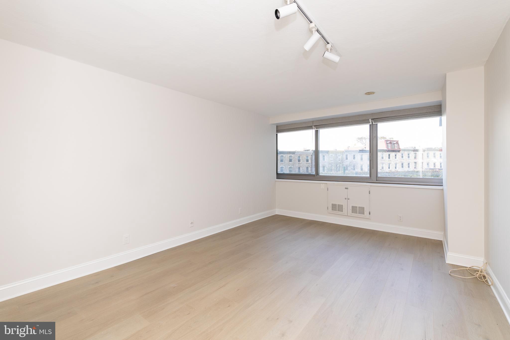 ART MUSEUM AREA - Residential