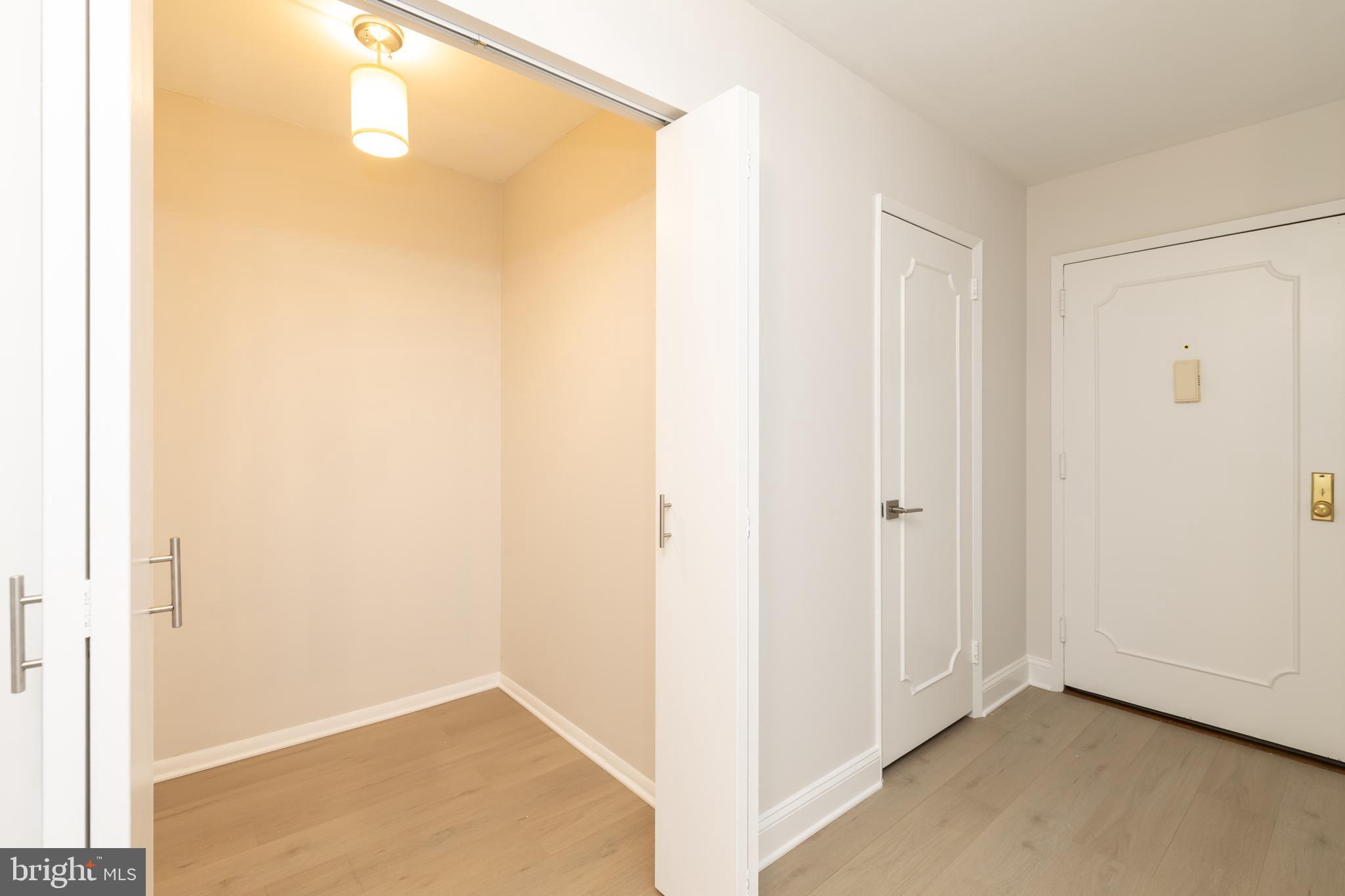 ART MUSEUM AREA - Residential