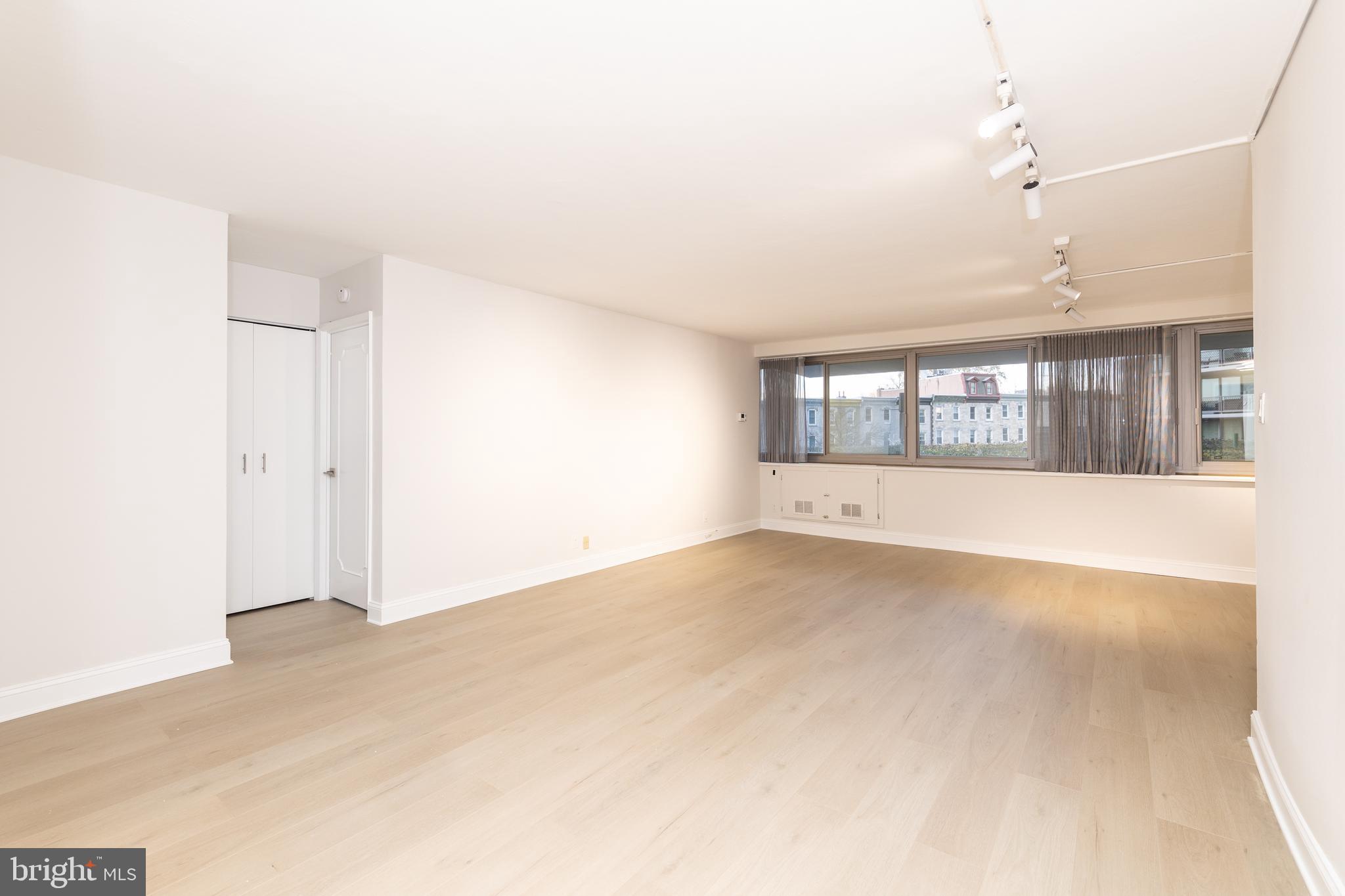 ART MUSEUM AREA - Residential