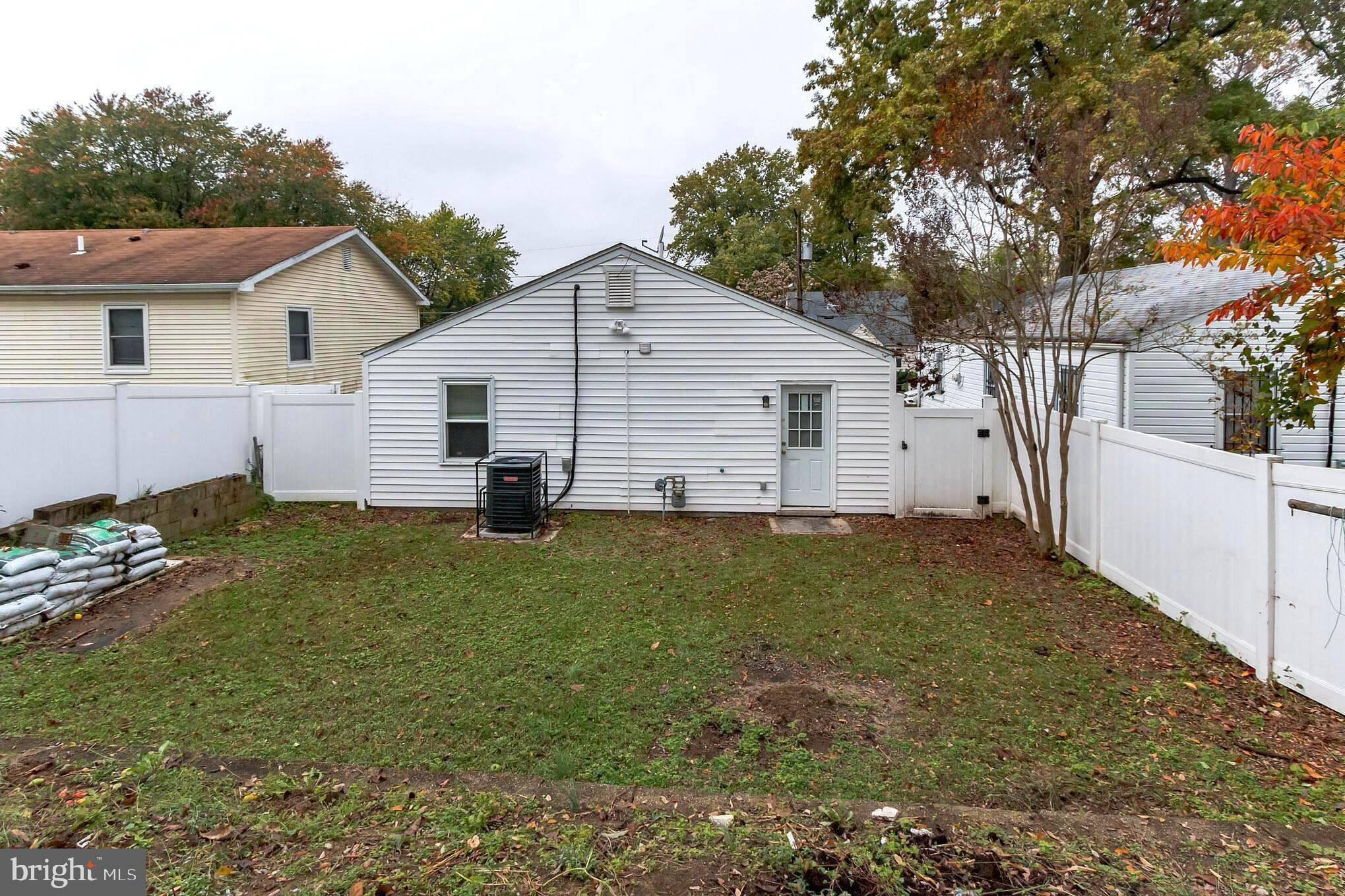 GR CAPITOL HEIGHTS - Residential