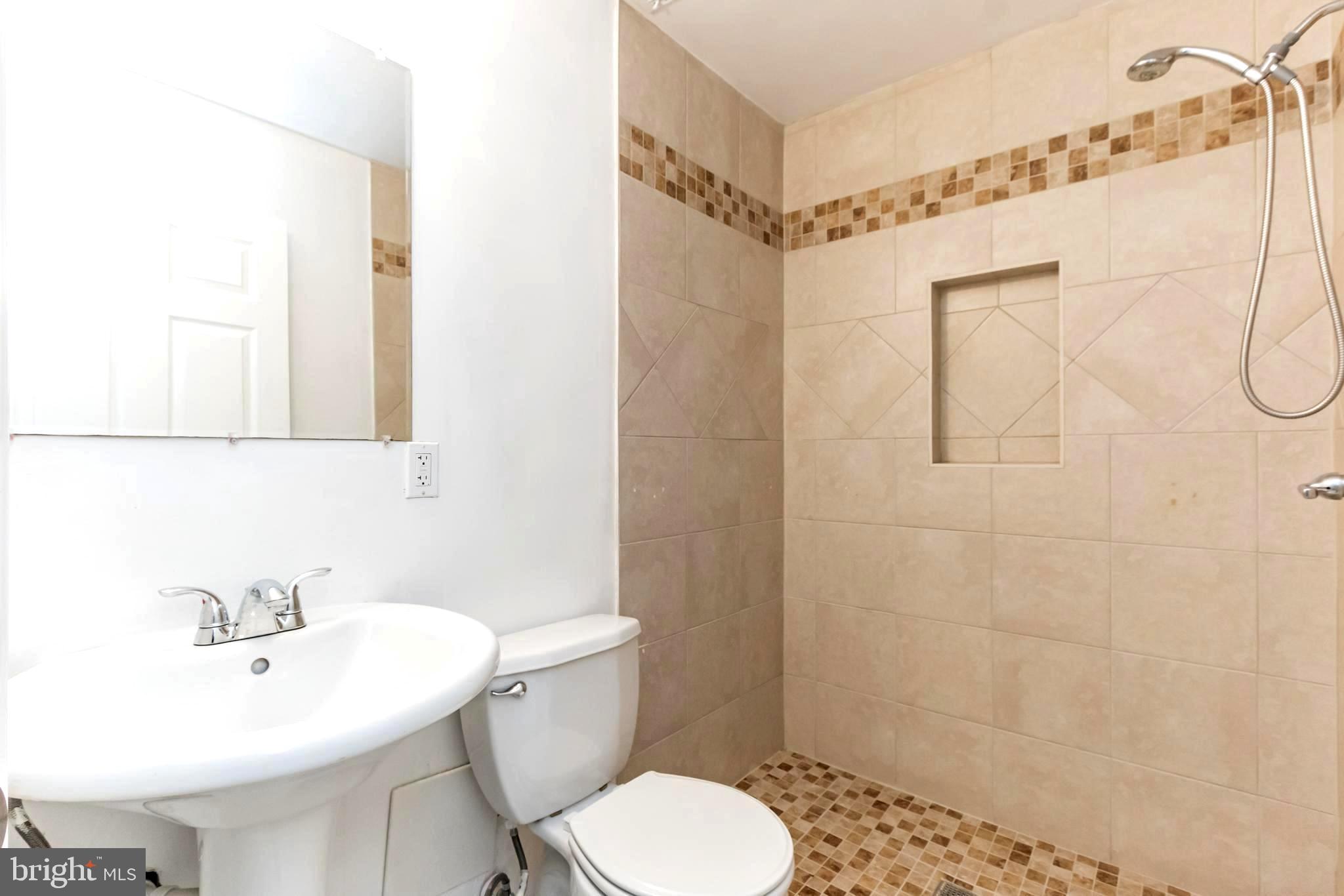 GR CAPITOL HEIGHTS - Residential