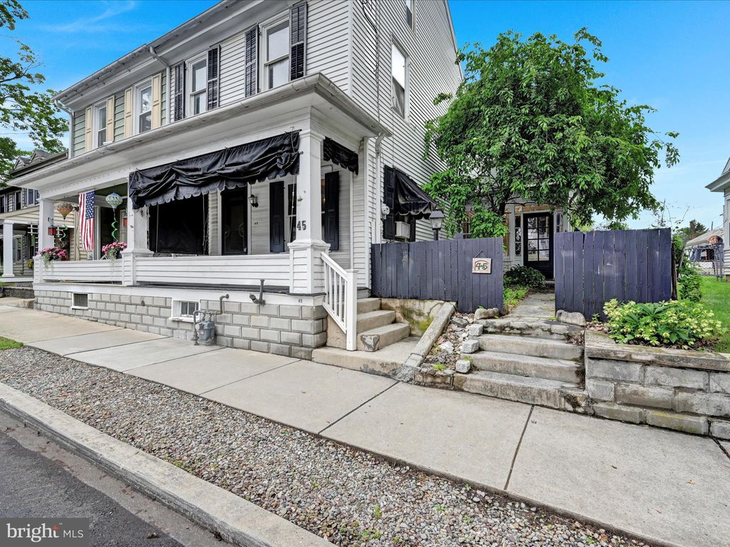 Photo of 45 Front Street, LITITZ, PA 17543 (MLS # PALA2070138)