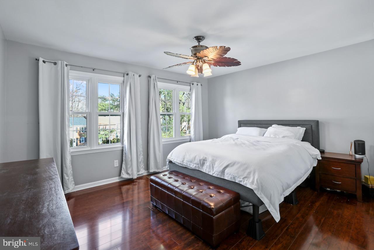 DANBURY FOREST - Residential