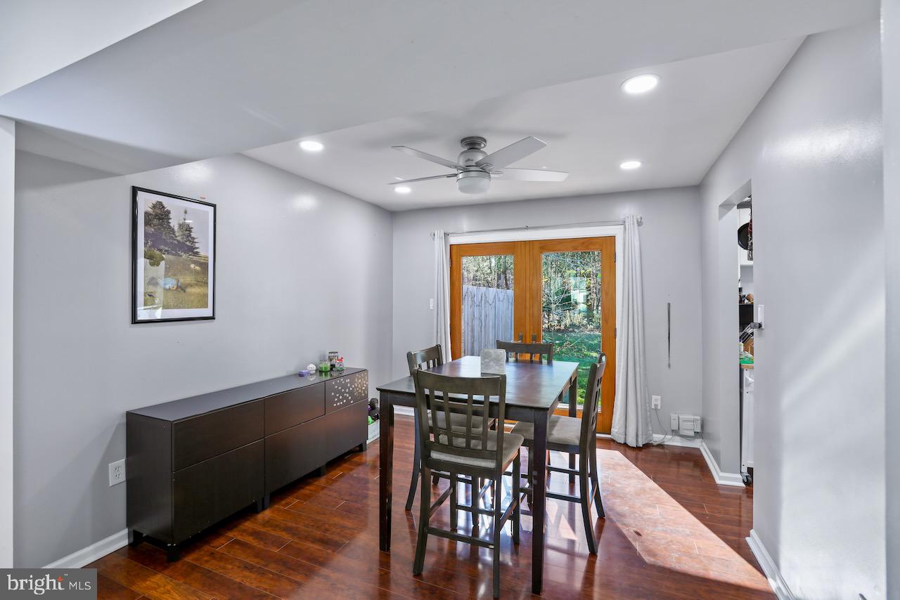 DANBURY FOREST - Residential