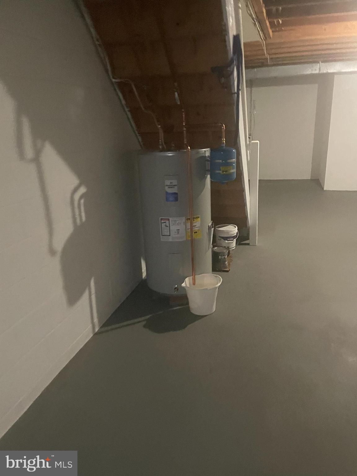 CHESTERBROOK - Residential Lease