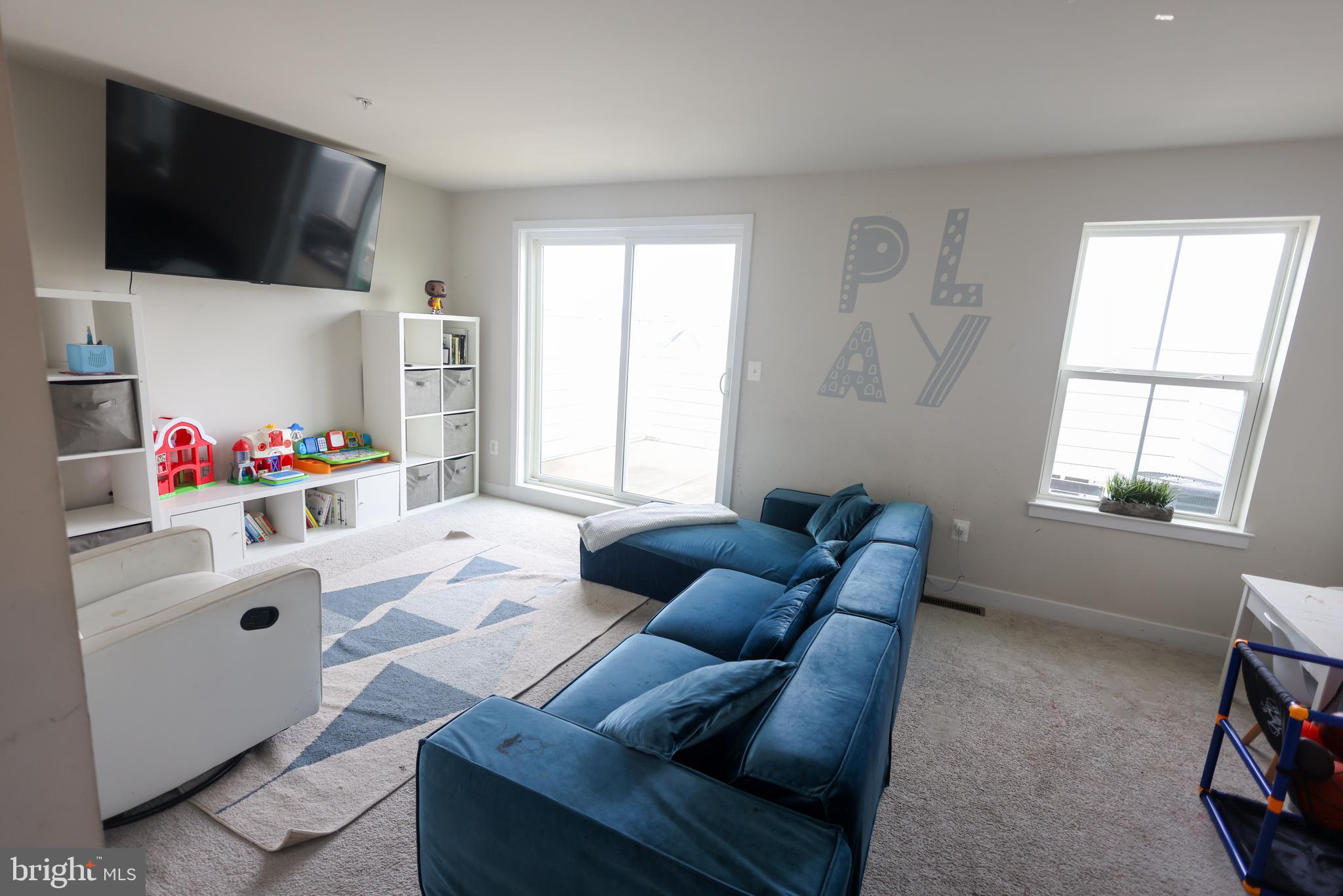 GREENLEIGH AT CROSSROADS - Residential