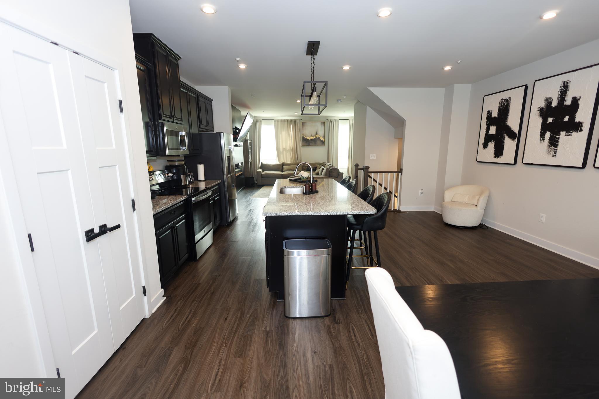 GREENLEIGH AT CROSSROADS - Residential