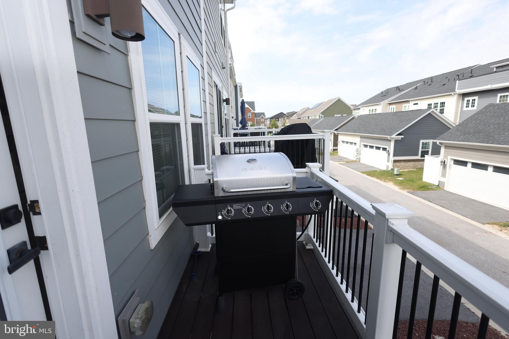 GREENLEIGH AT CROSSROADS - Residential