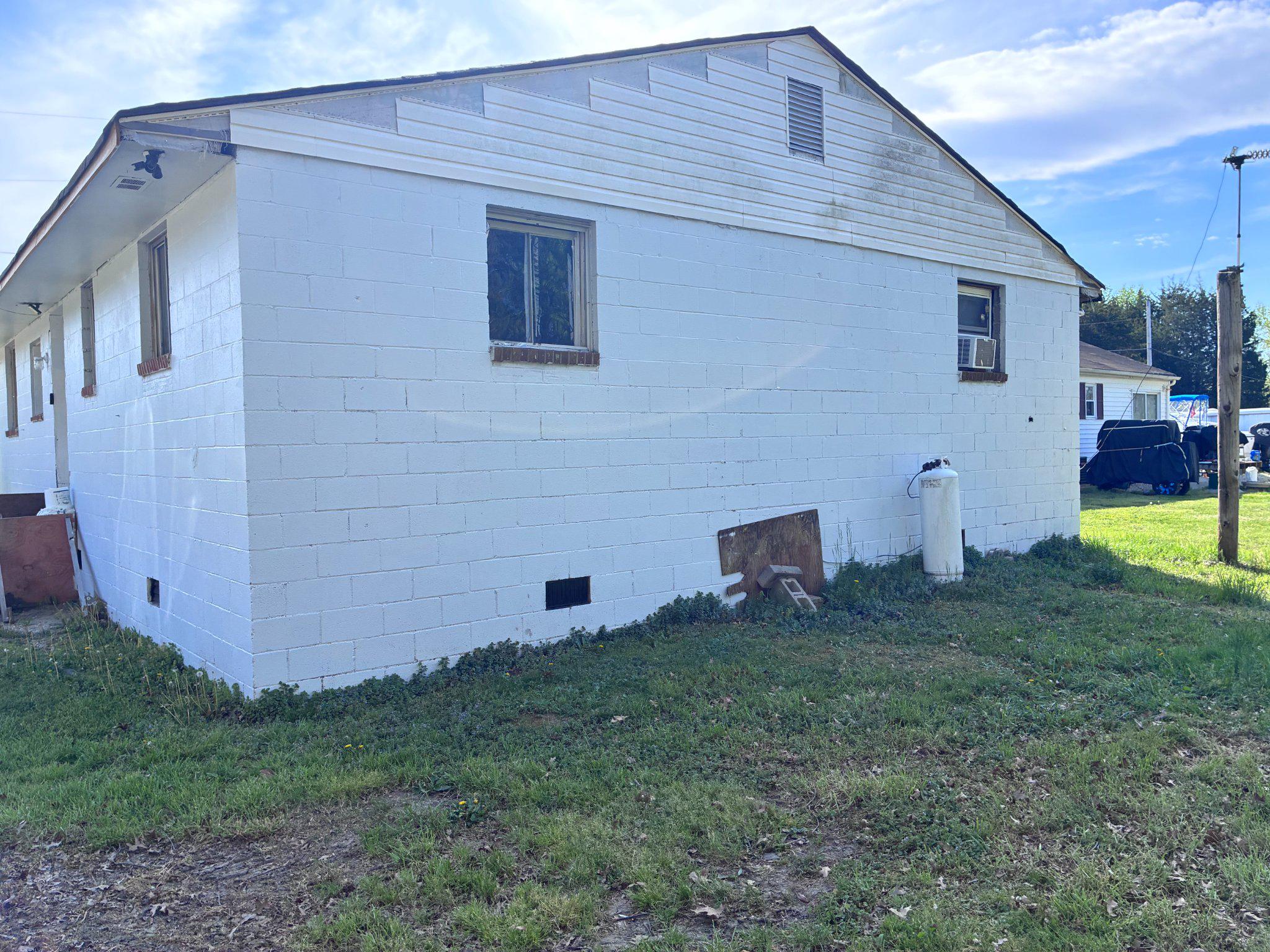LONGVIEW BEACH - Residential