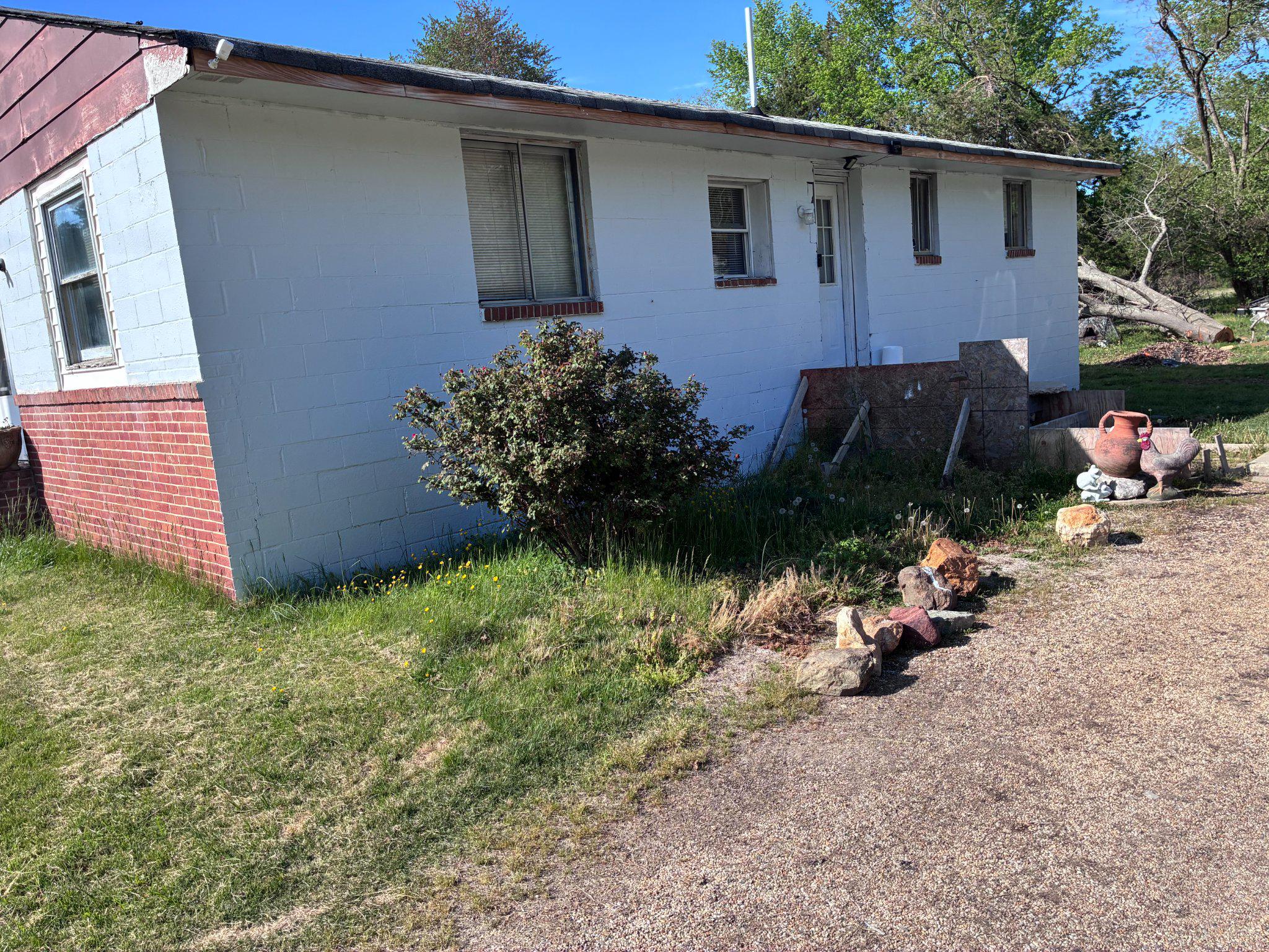 LONGVIEW BEACH - Residential