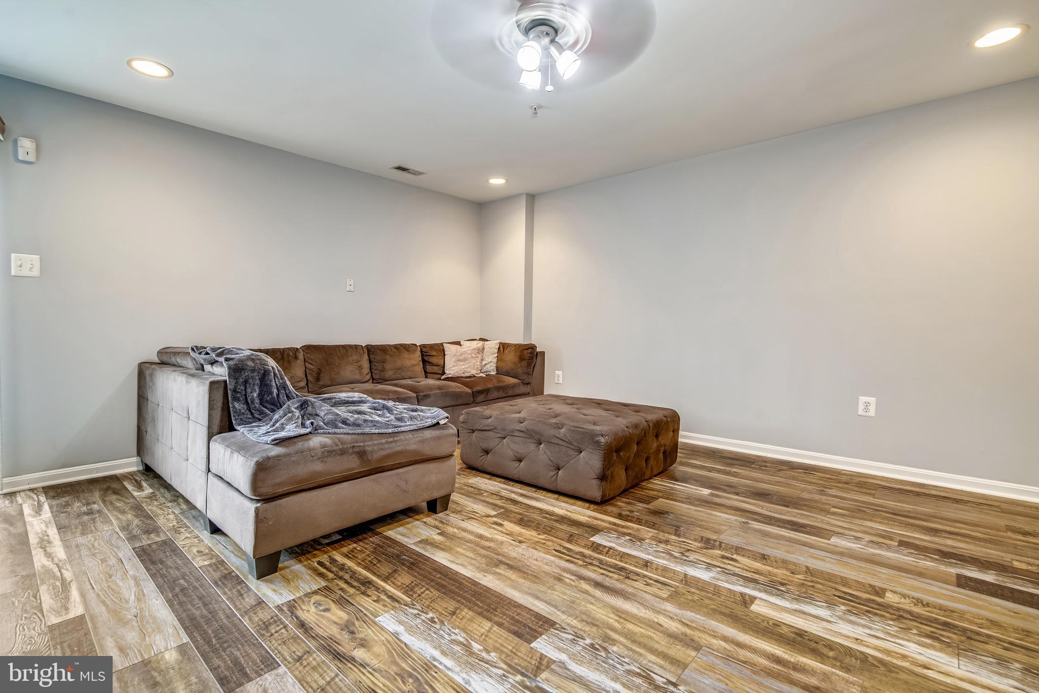 SOUTHWINDS SUB - Residential