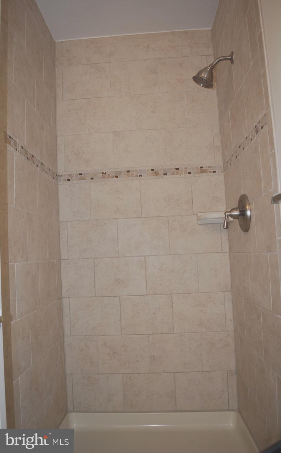 HUNTERS WOODS - Residential