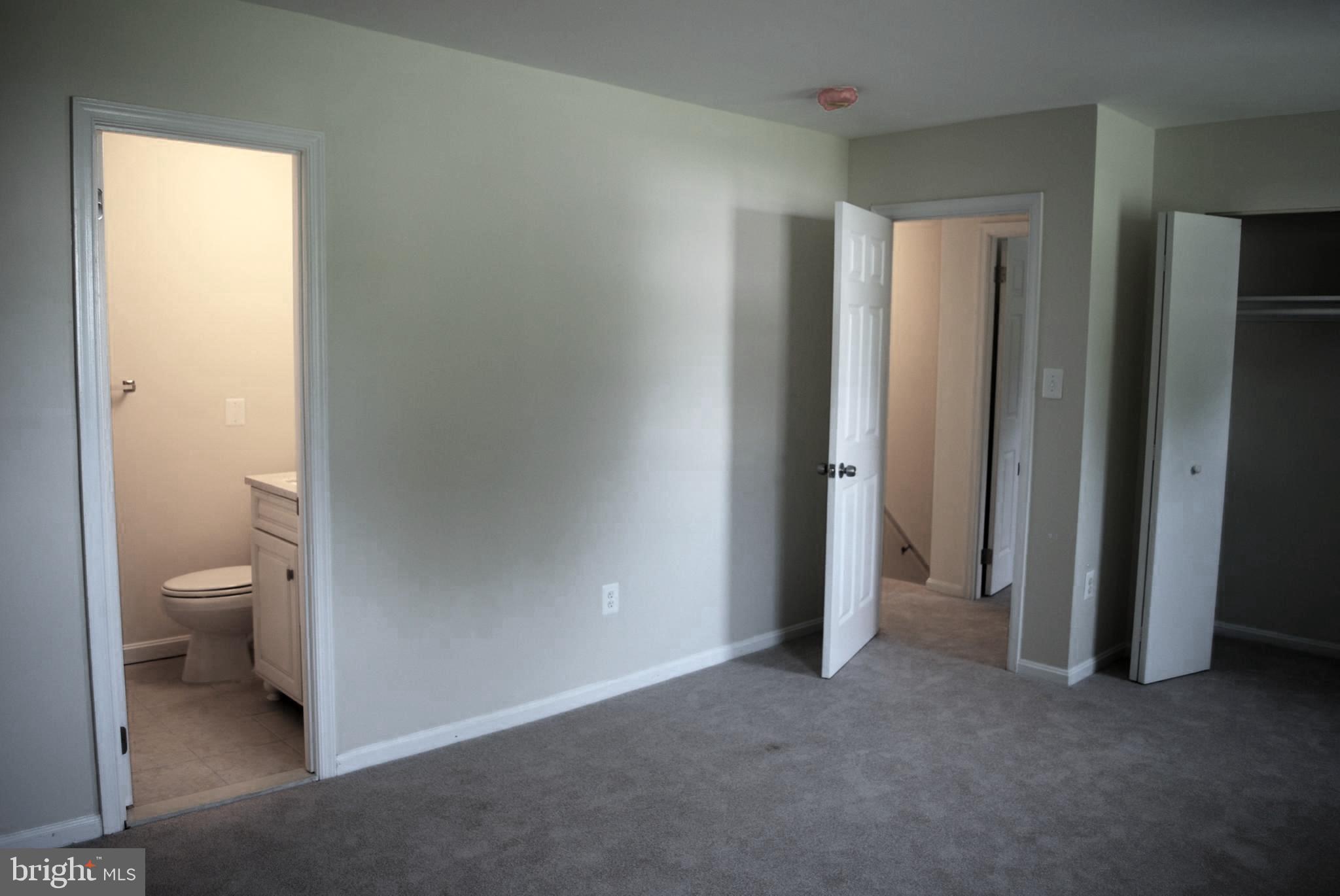 HUNTERS WOODS - Residential