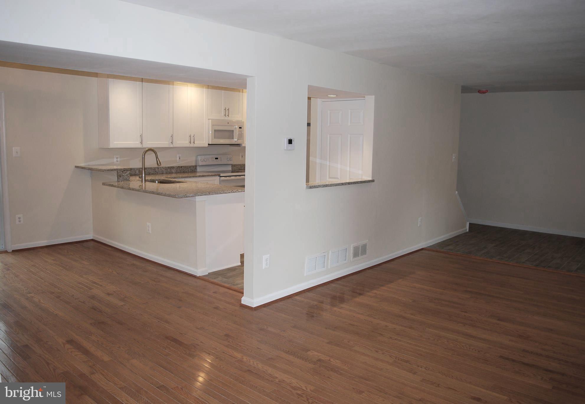 HUNTERS WOODS - Residential