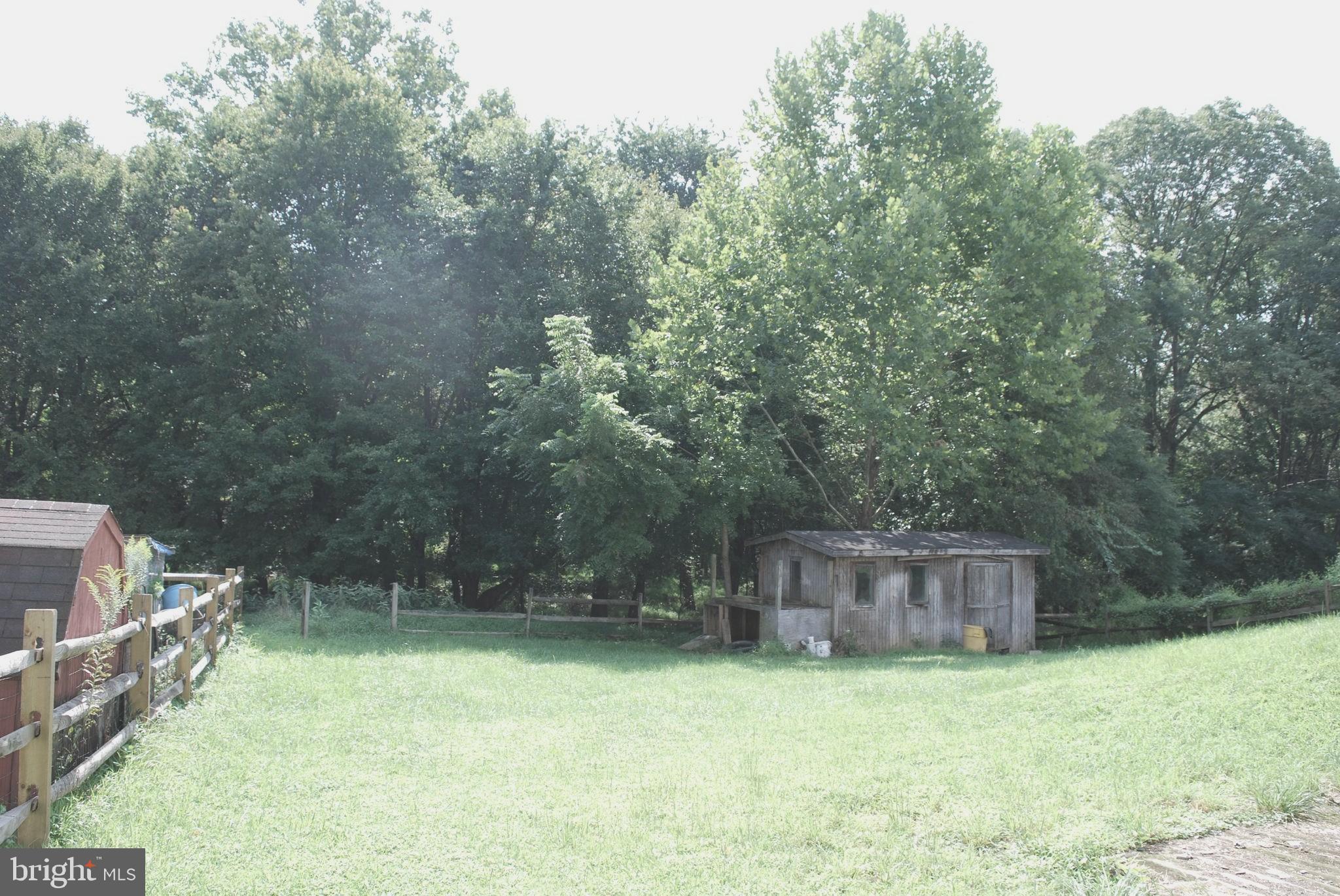 HUNTERS WOODS - Residential