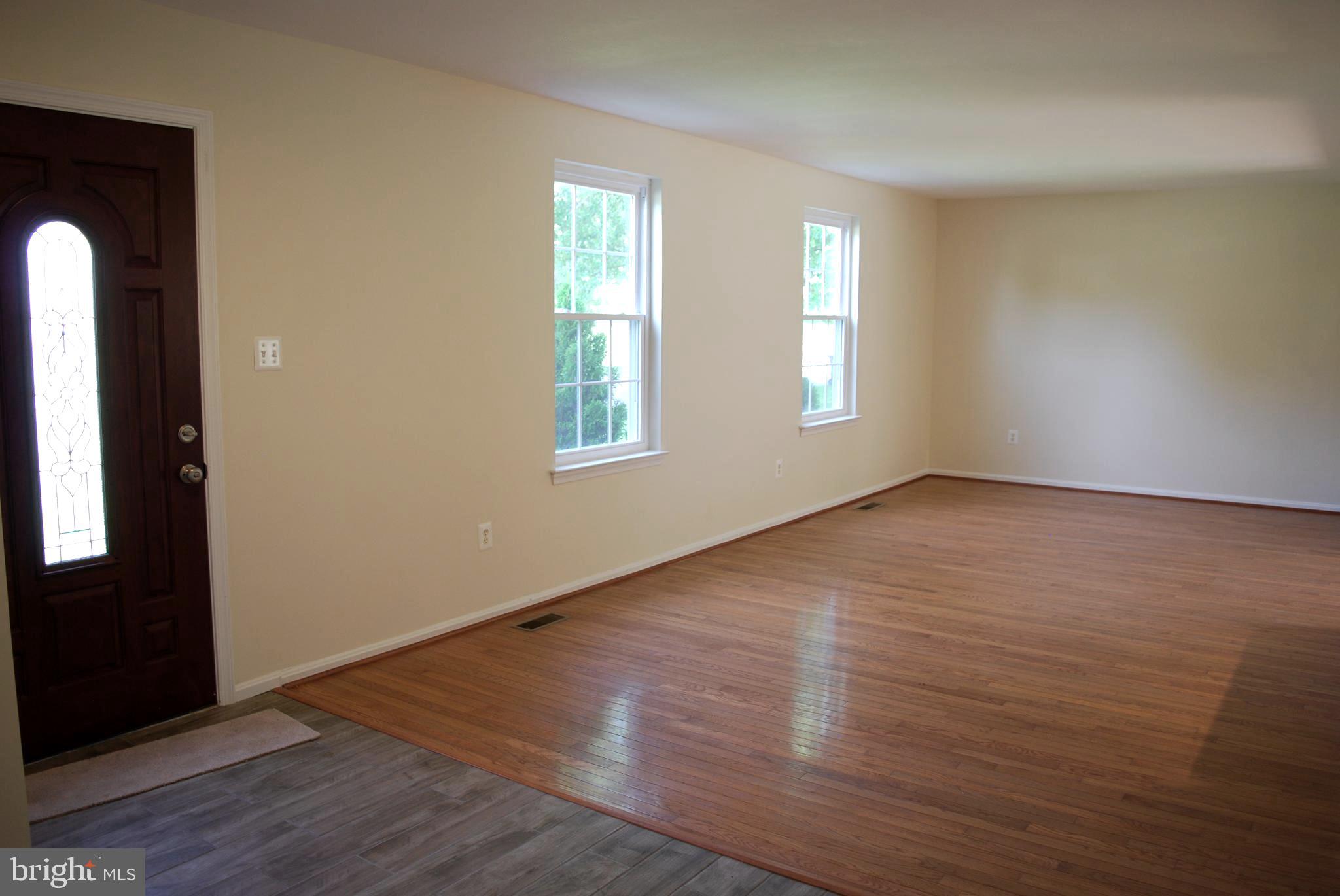 HUNTERS WOODS - Residential