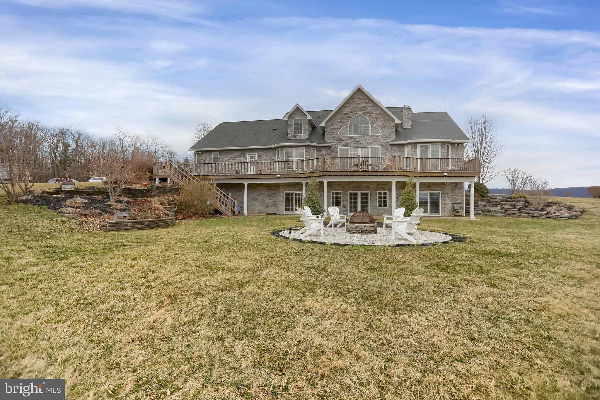 HIDDEN LAKES ESTATES - Residential