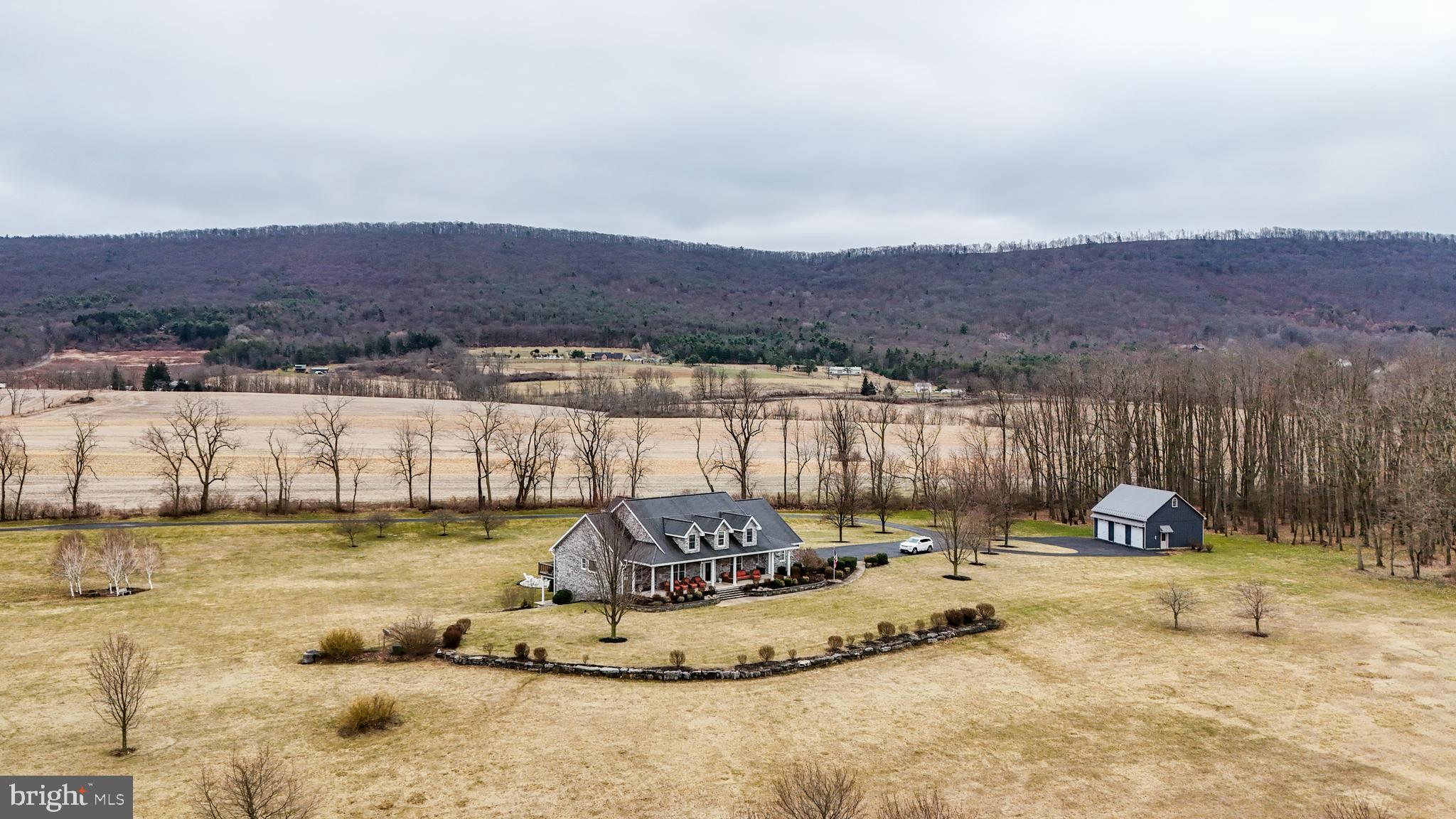 HIDDEN LAKES ESTATES - Residential