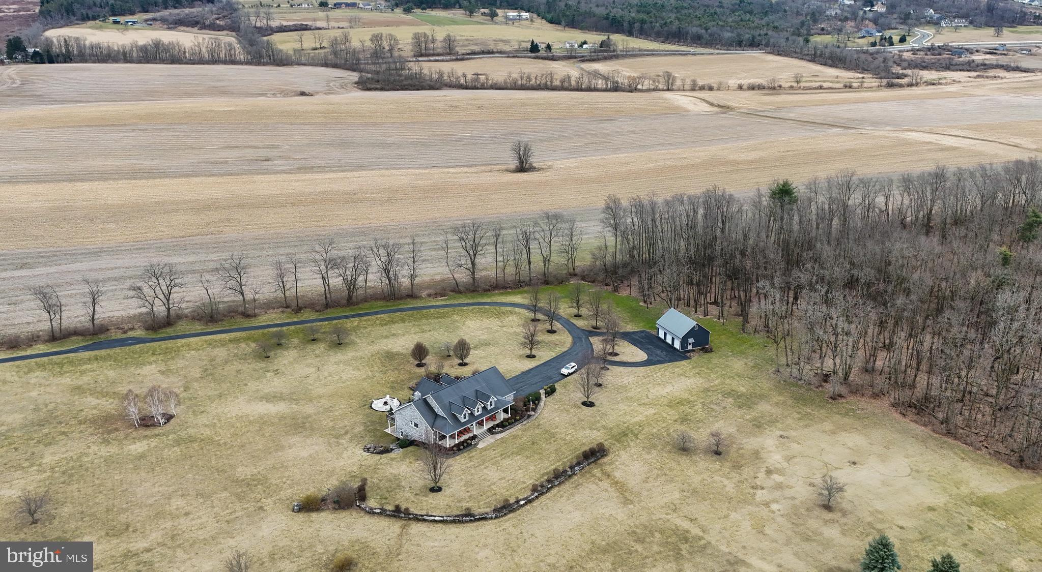 HIDDEN LAKES ESTATES - Residential