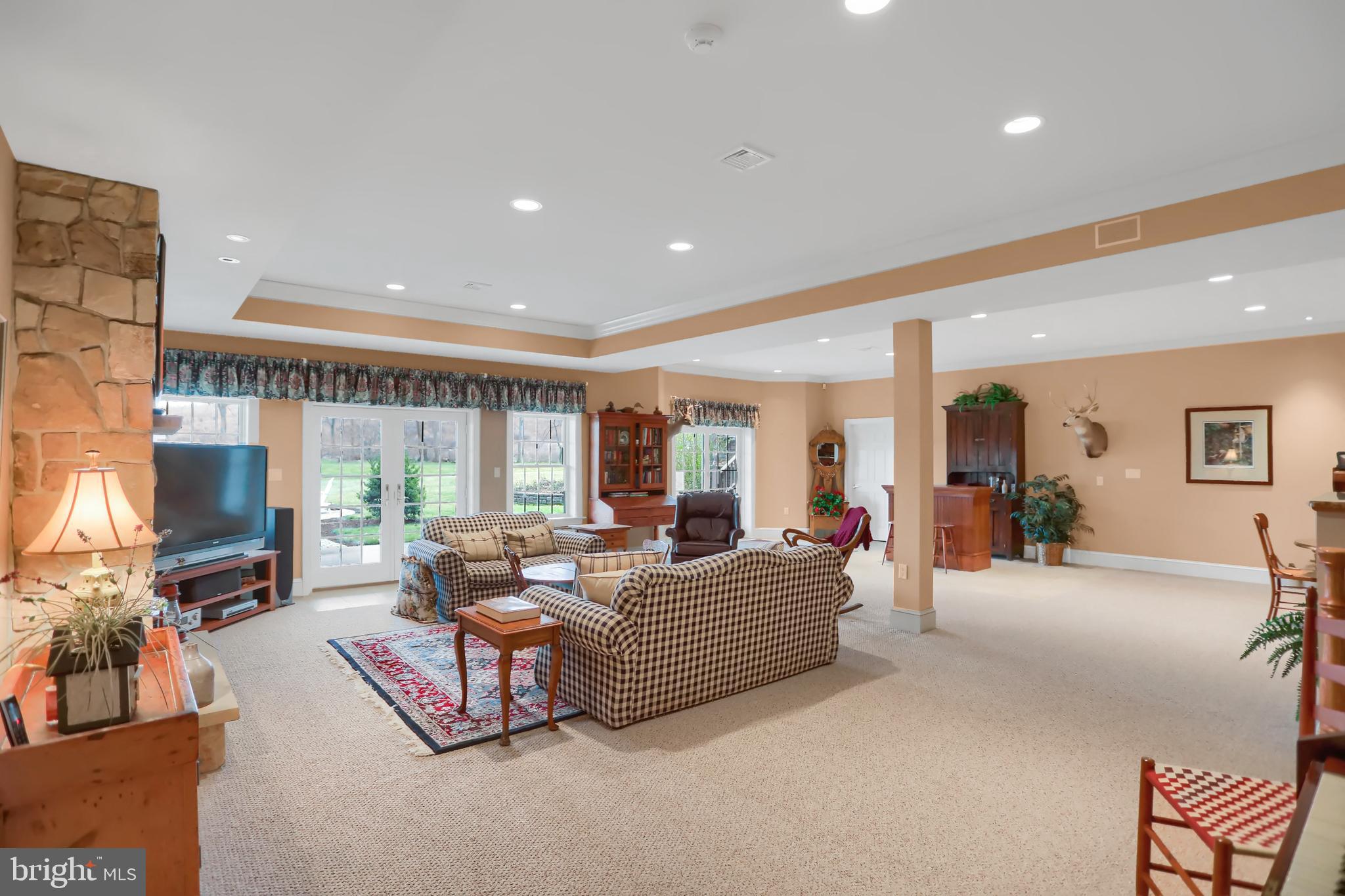 HIDDEN LAKES ESTATES - Residential