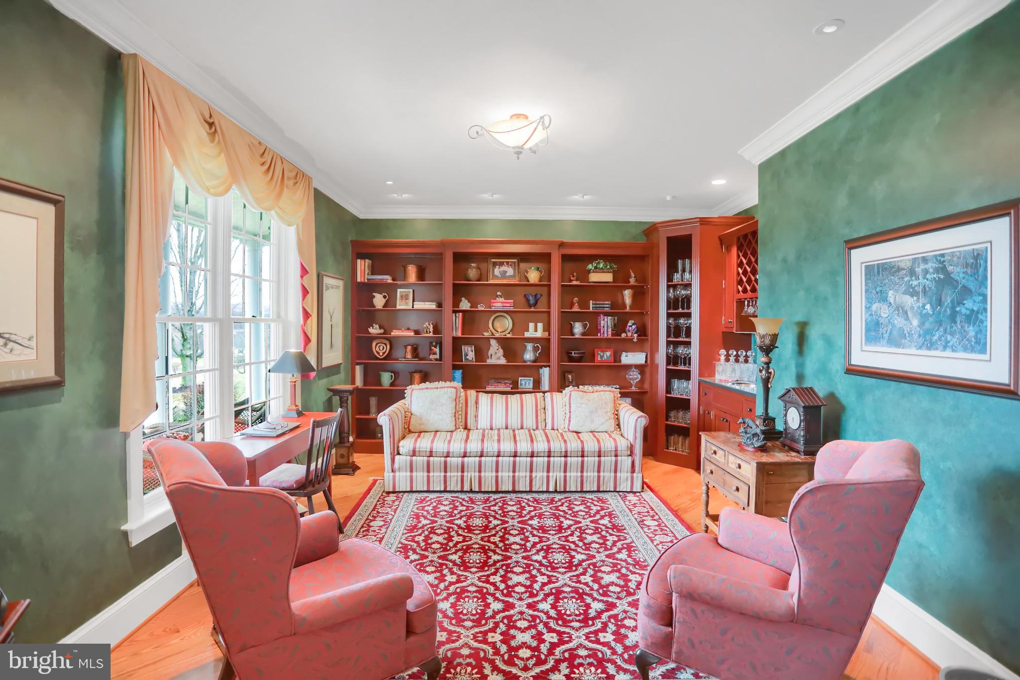 HIDDEN LAKES ESTATES - Residential