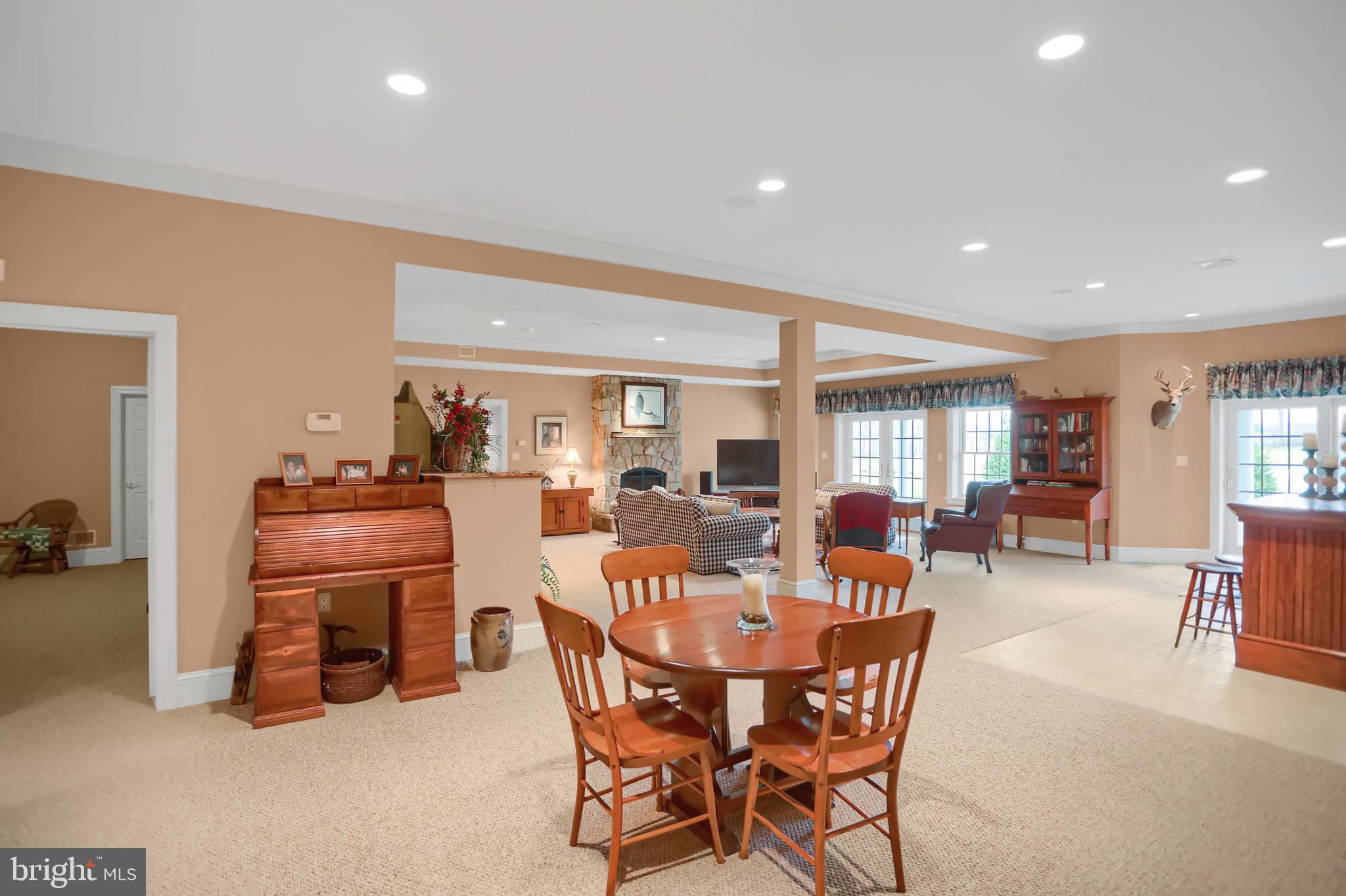 HIDDEN LAKES ESTATES - Residential