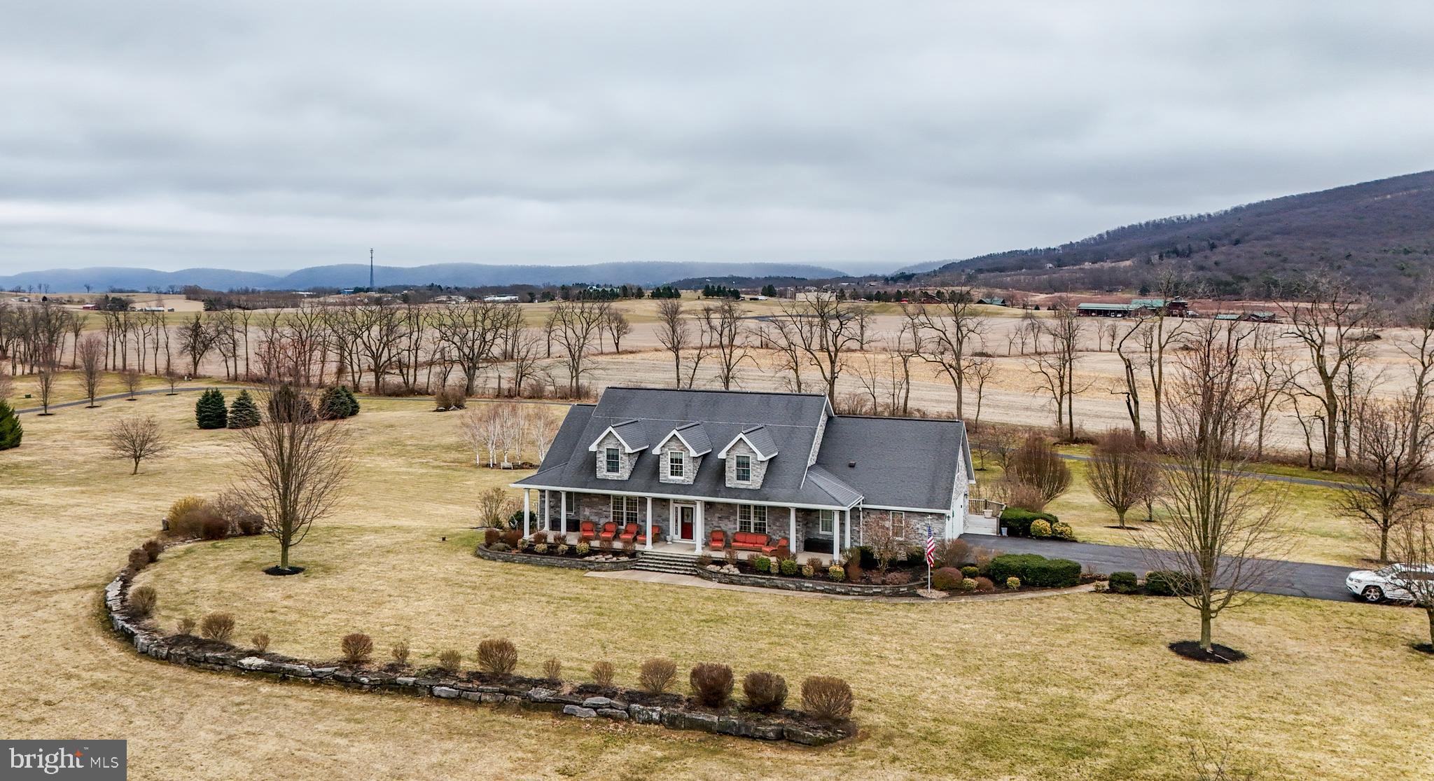 HIDDEN LAKES ESTATES - Residential