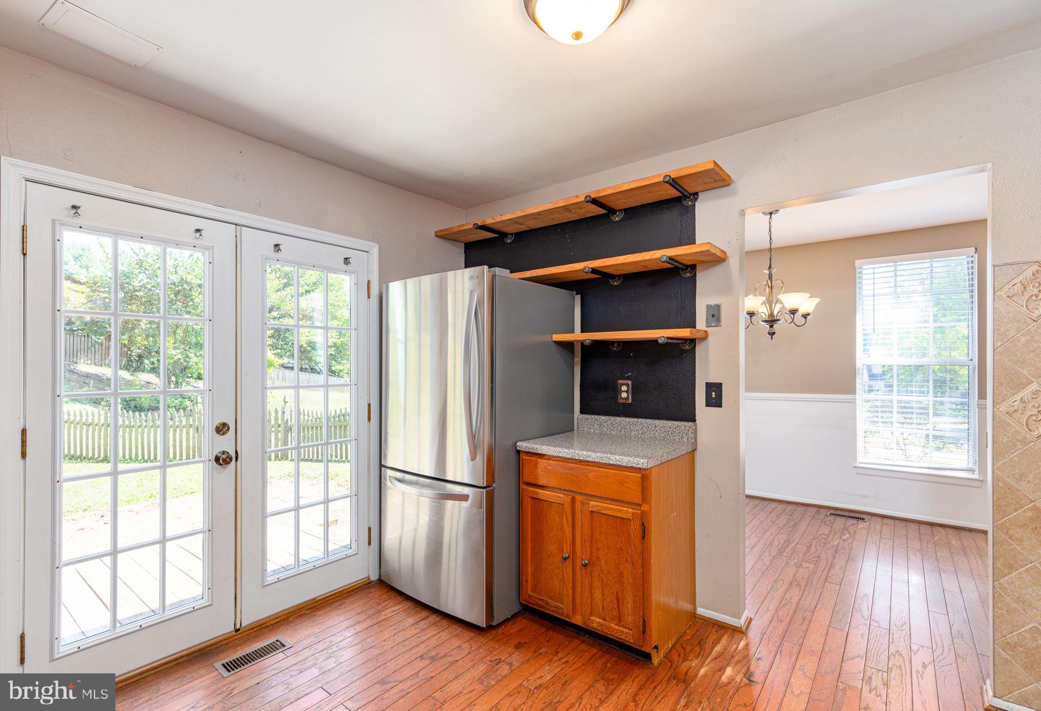 RIVERSIDE - Residential