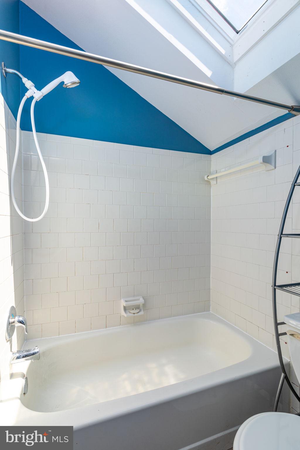 RIVERSIDE - Residential