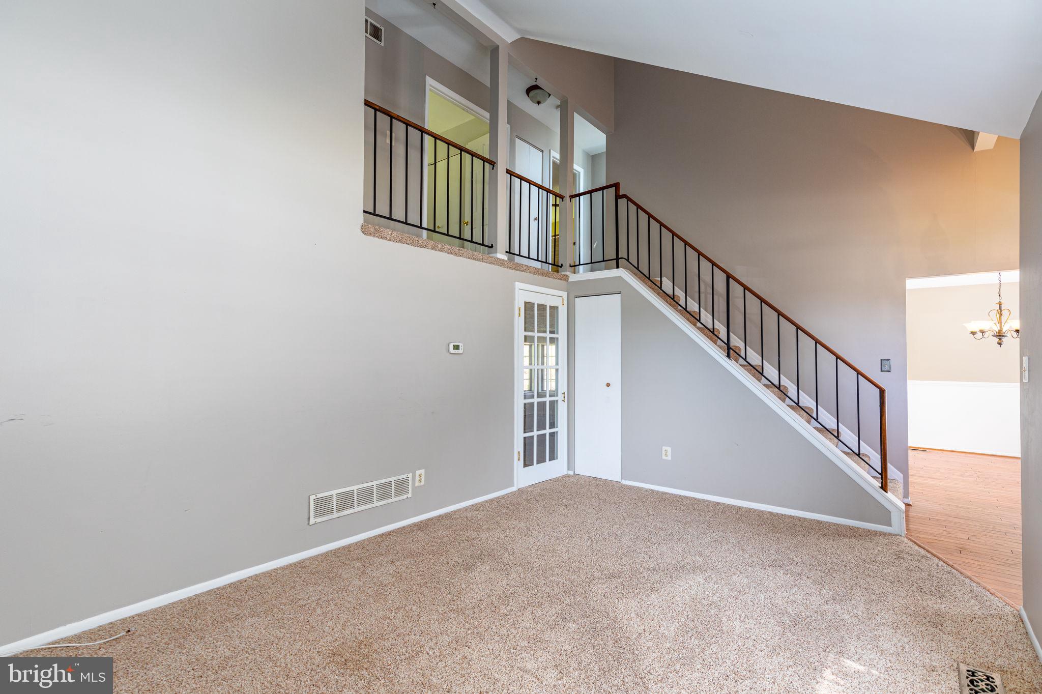 RIVERSIDE - Residential