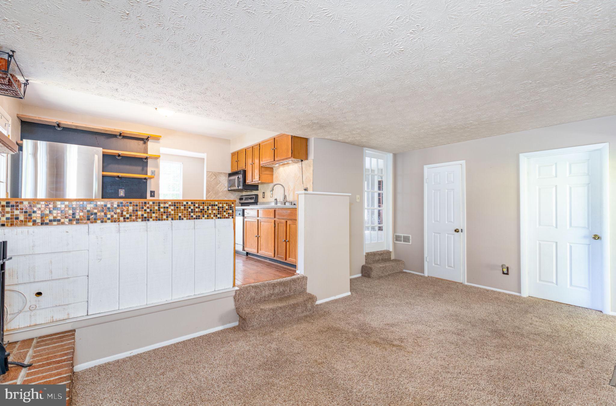 RIVERSIDE - Residential