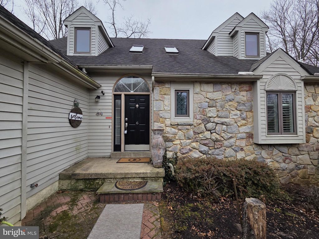 Photo of 6 Tarragon Court, WILMINGTON, DE 19808 (MLS # DENC2095220)