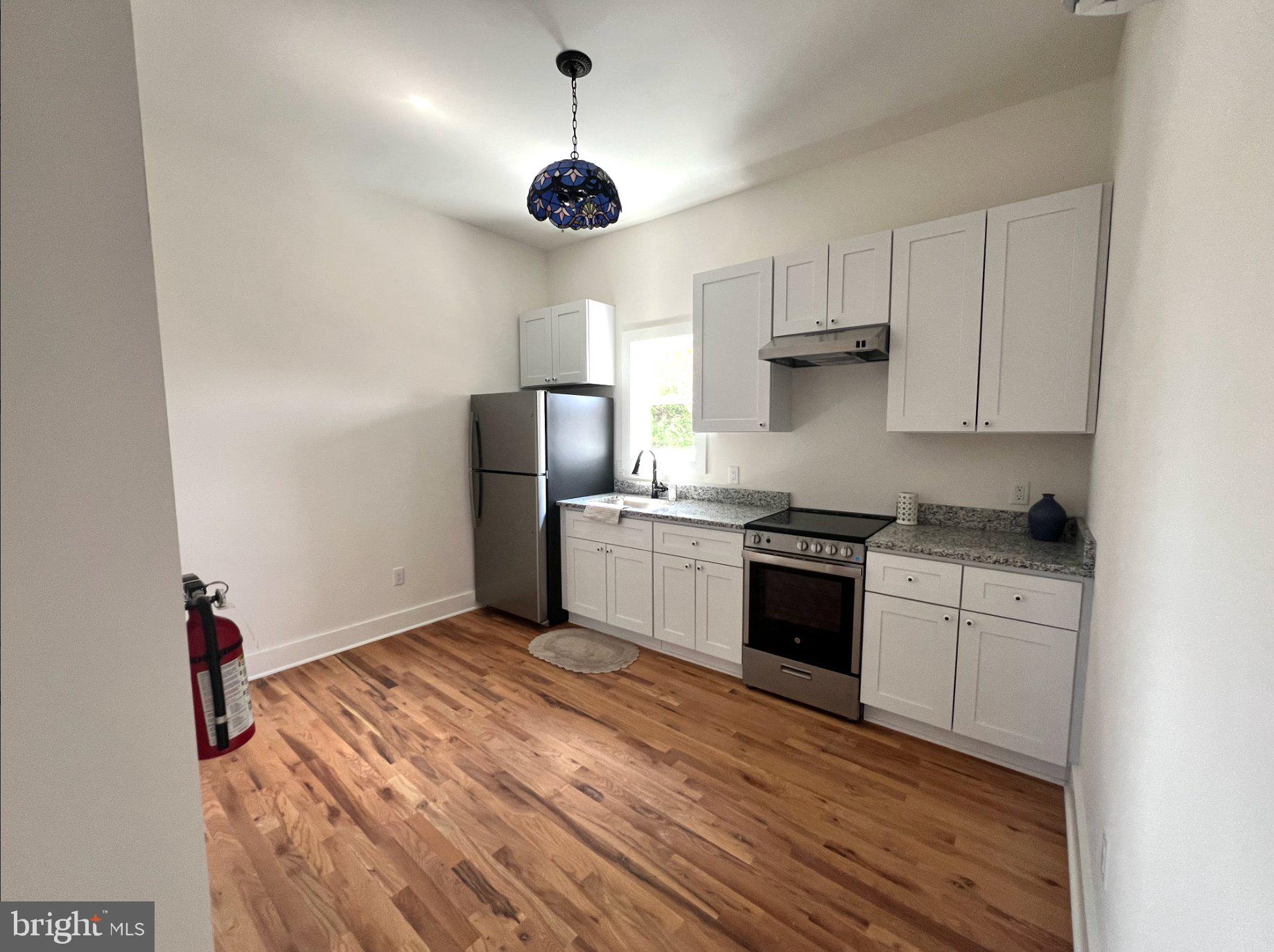 106 E BROAD STREET 8