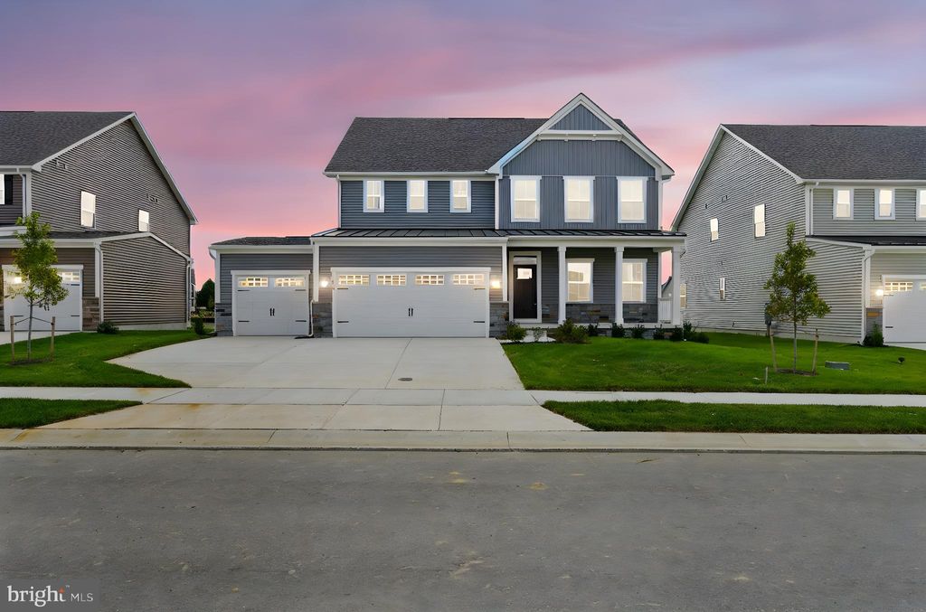 Photo of 618 Vessel Drive, MIDDLETOWN, DE 19709 (MLS # DENC2090818)