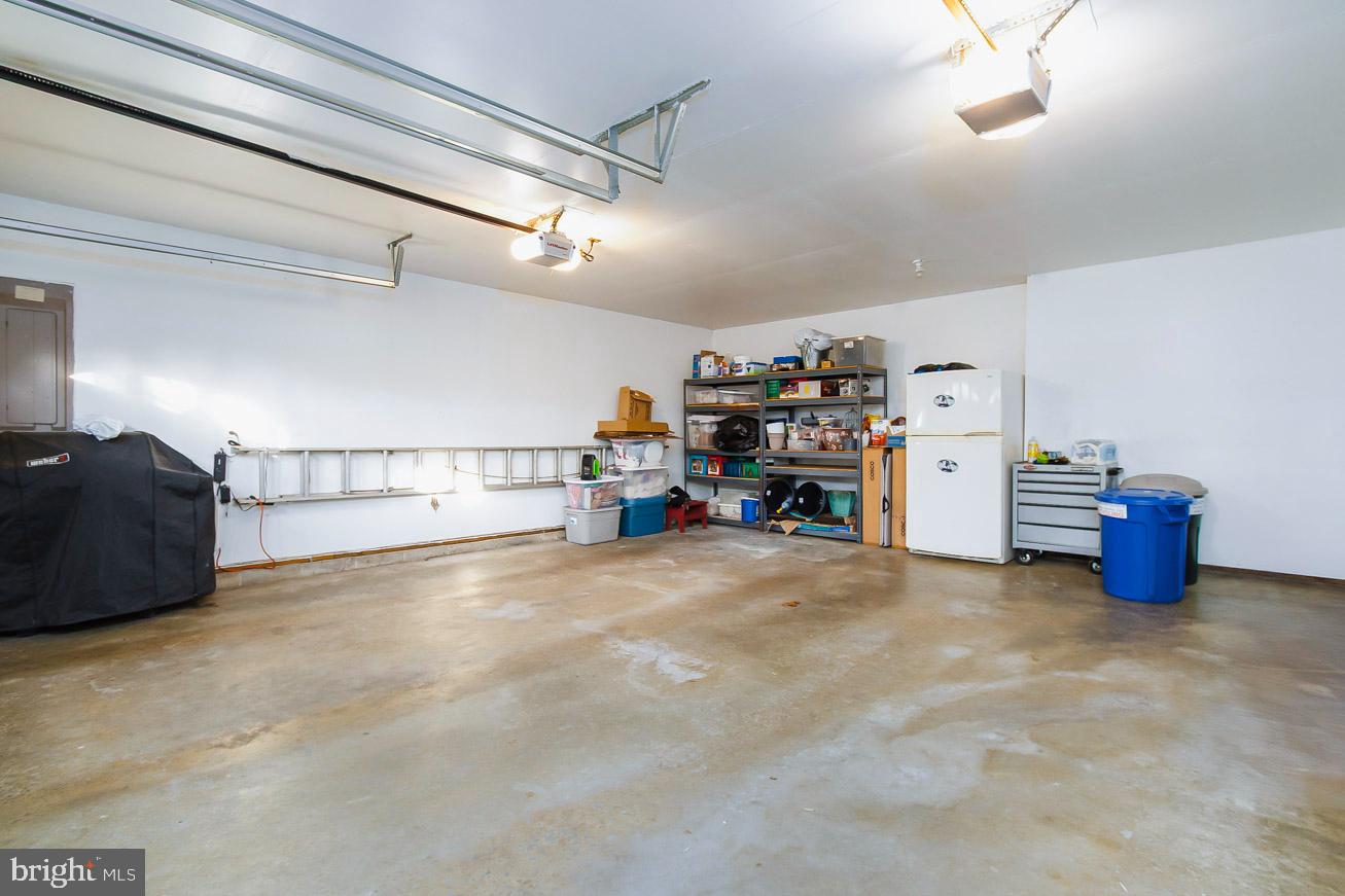 FOREST HILL - Residential