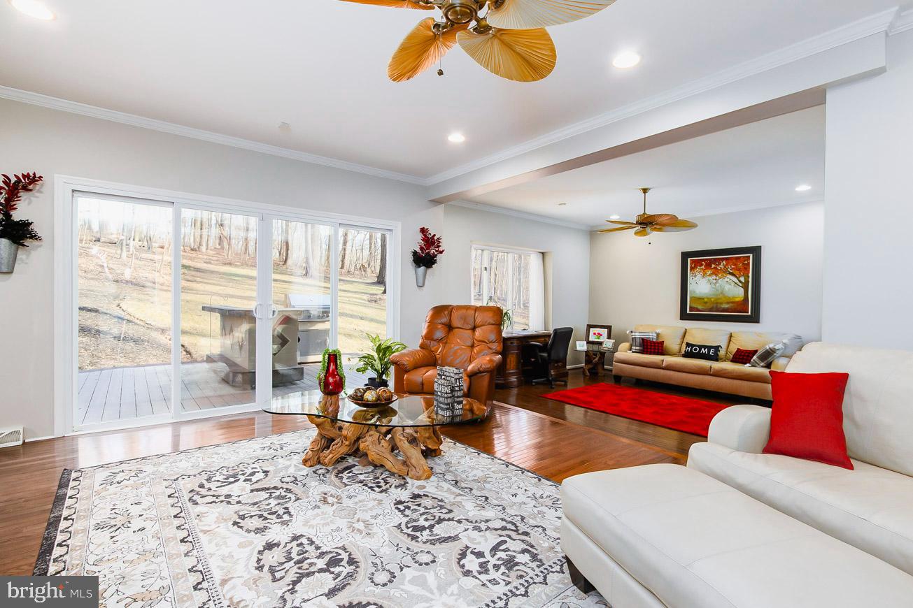 FOREST HILL - Residential