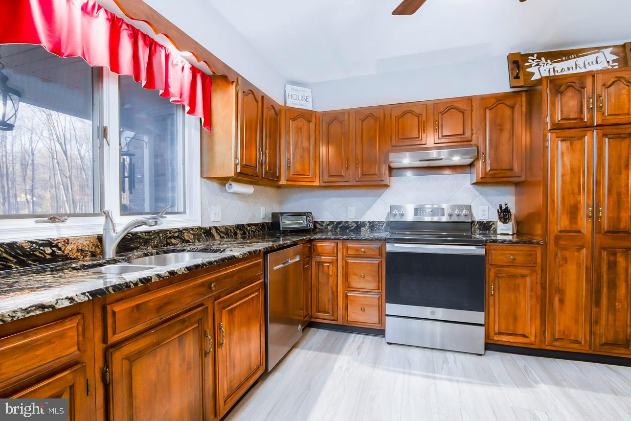 FOREST HILL - Residential