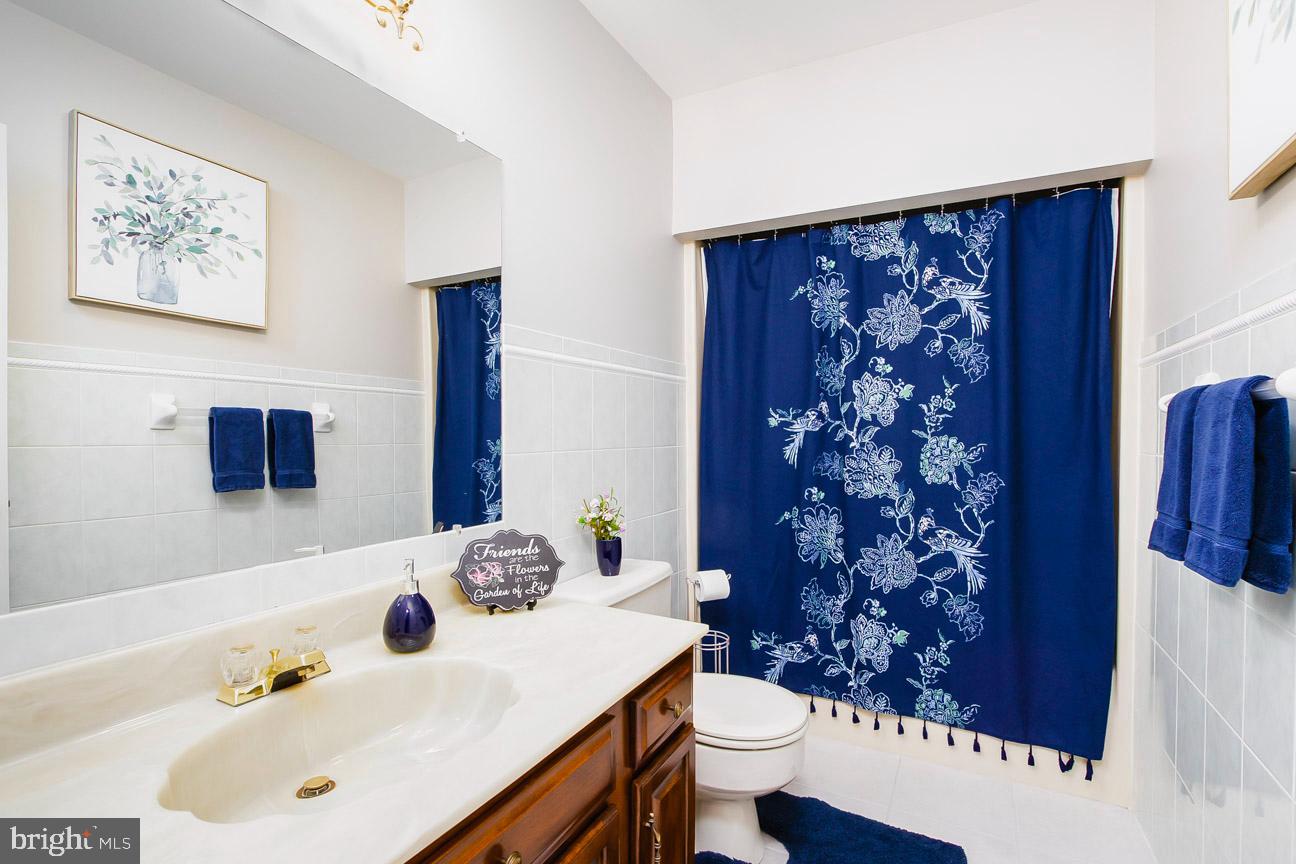 FOREST HILL - Residential