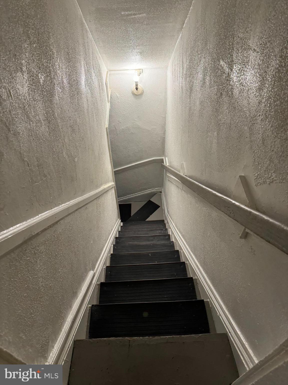 BOLTON HILL HISTORIC DISTRICT - Residential Lease