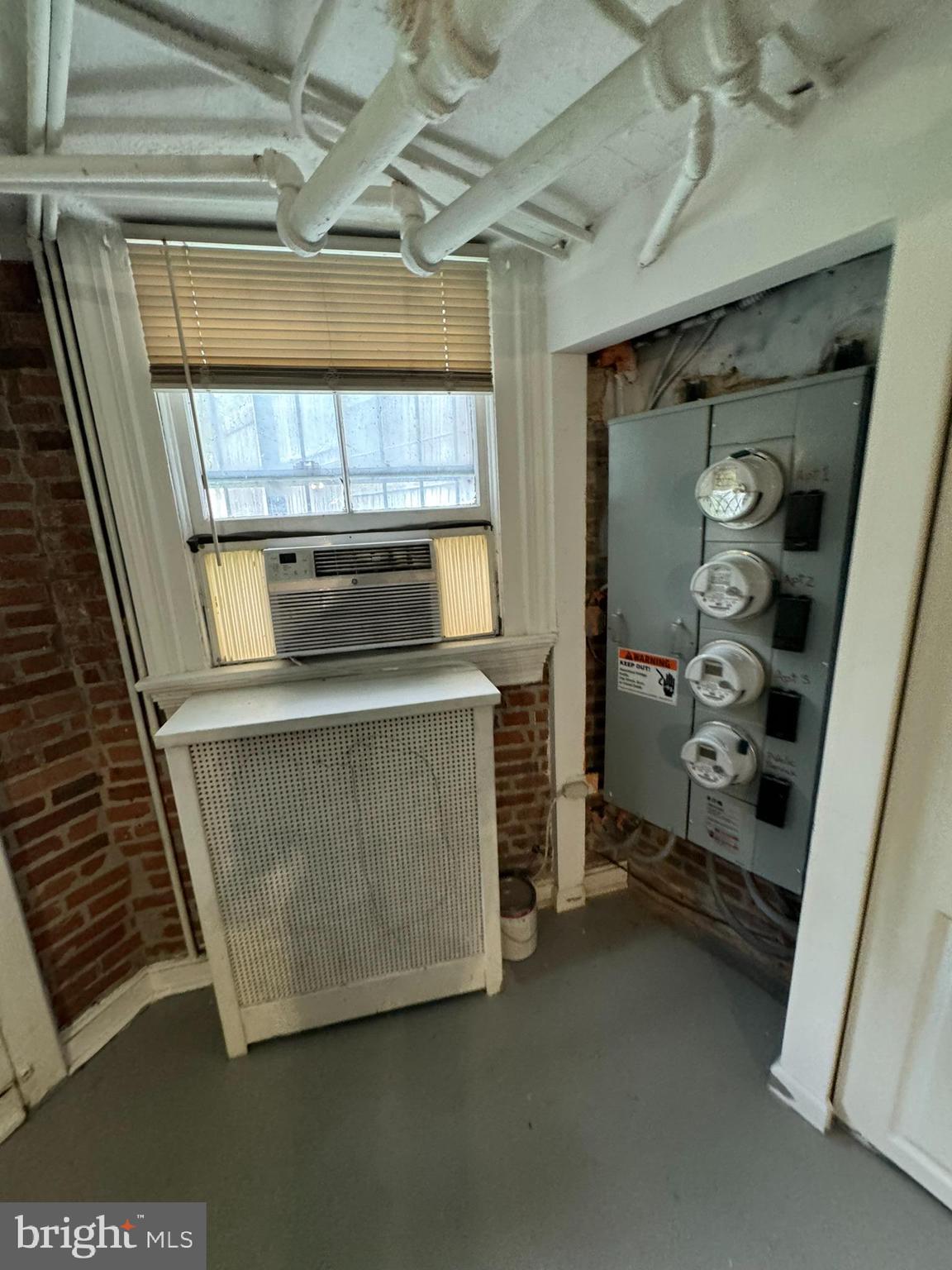 BOLTON HILL HISTORIC DISTRICT - Residential Lease