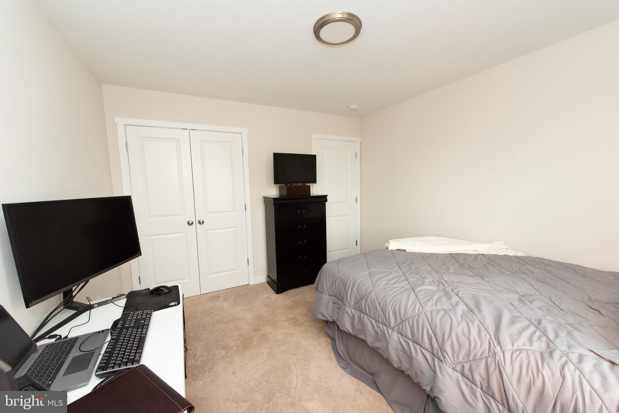 HERITAGE HILLS - Residential