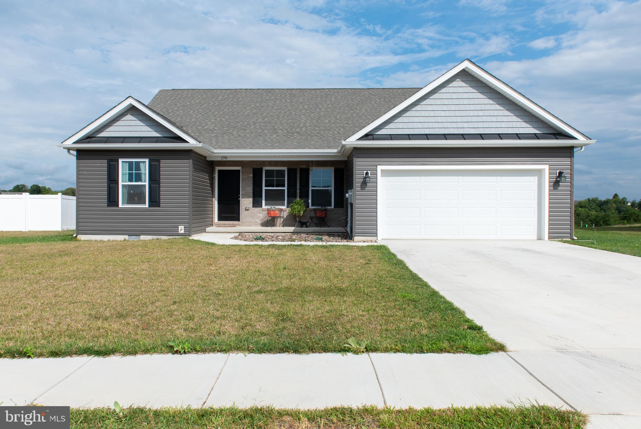 HERITAGE HILLS - Residential