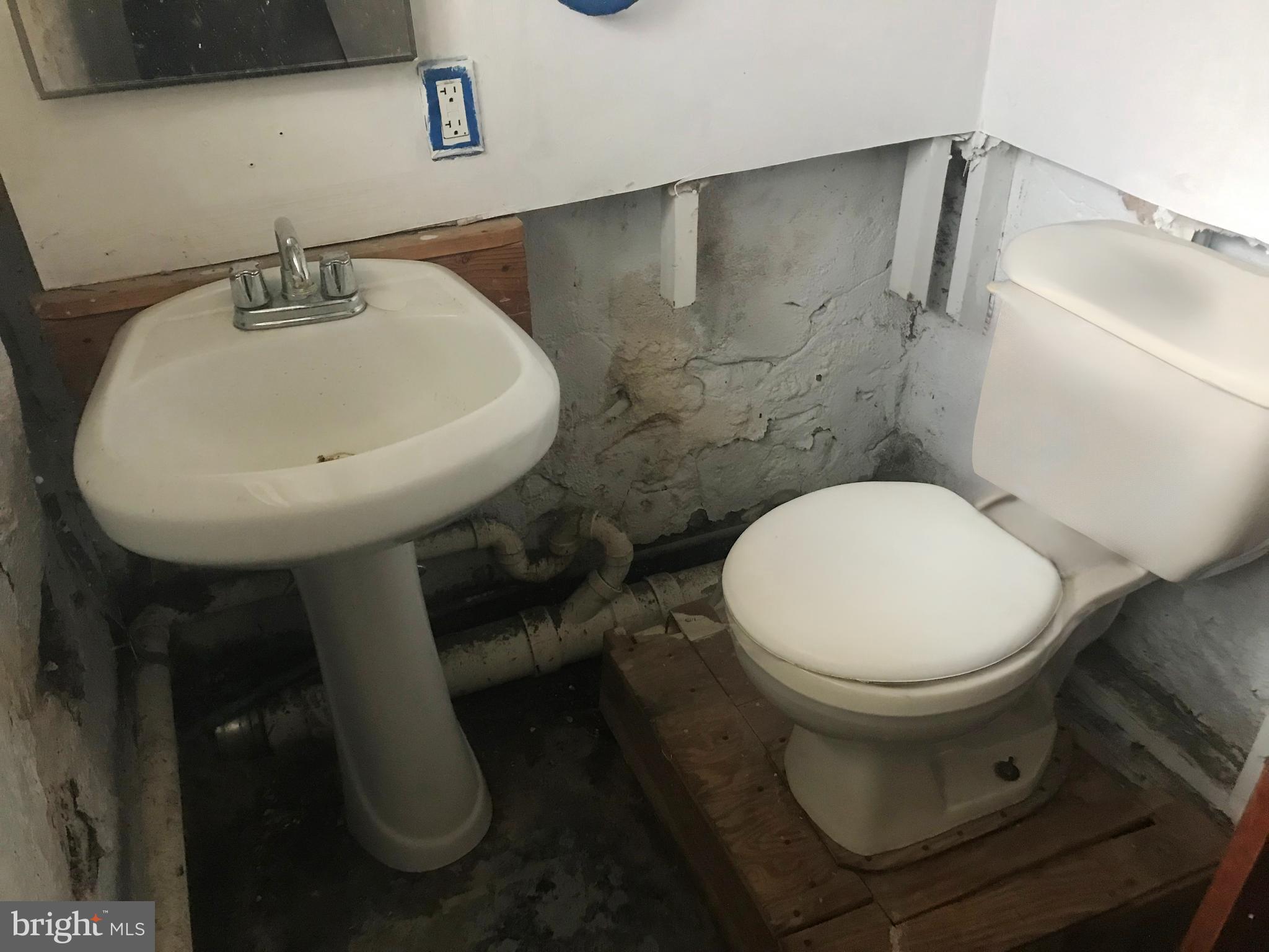 FRANKFORD - Residential