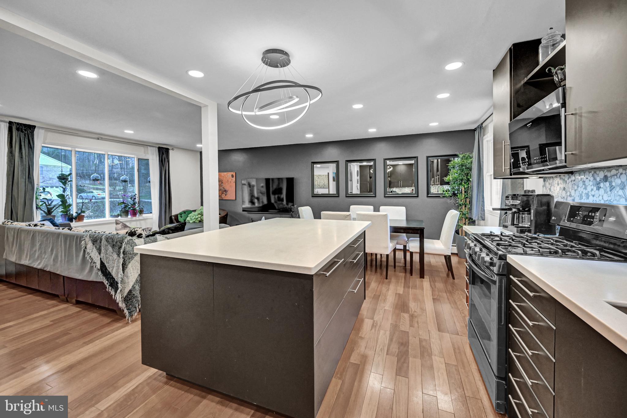 LOCUST GROVE GARDENS - Residential