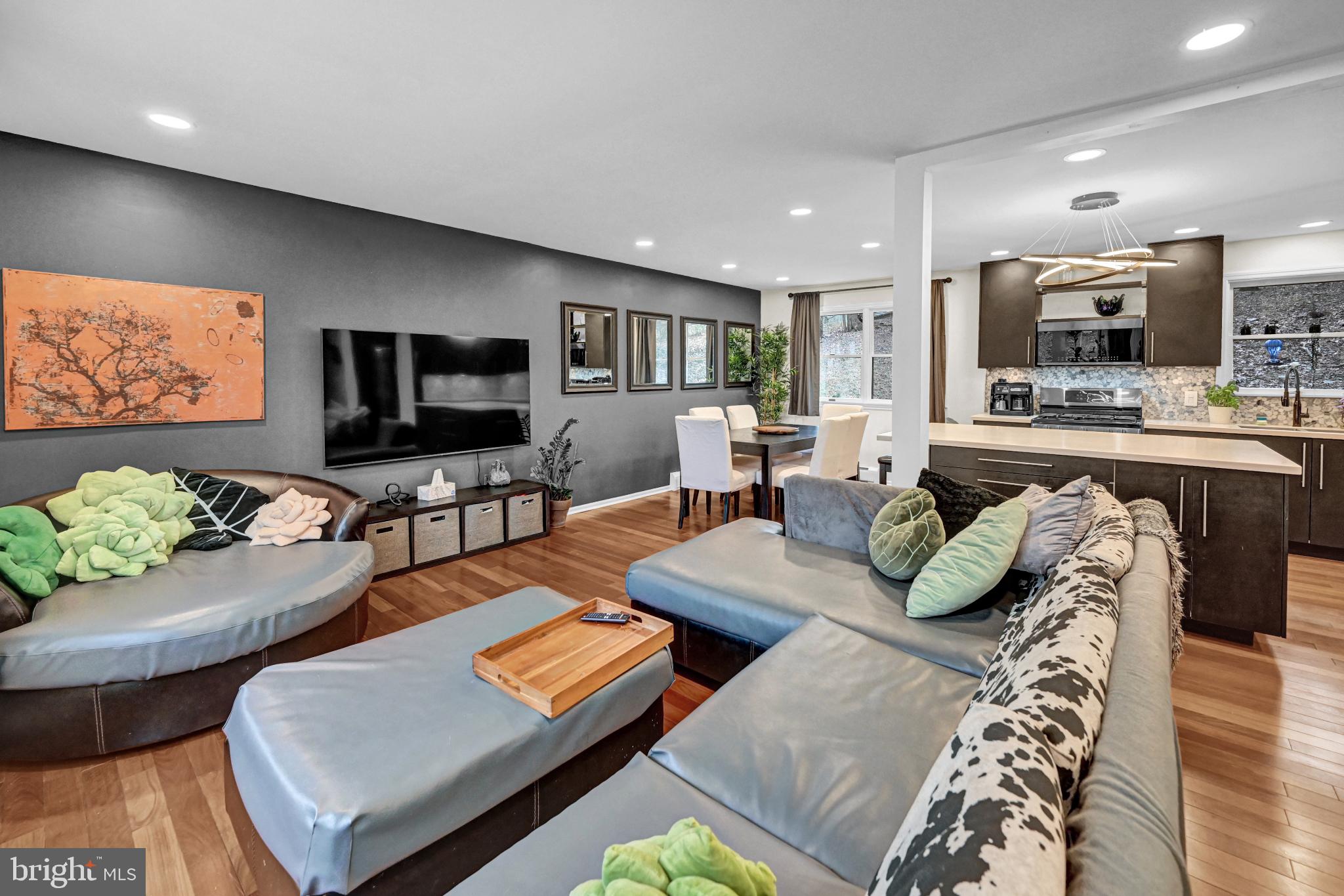 LOCUST GROVE GARDENS - Residential